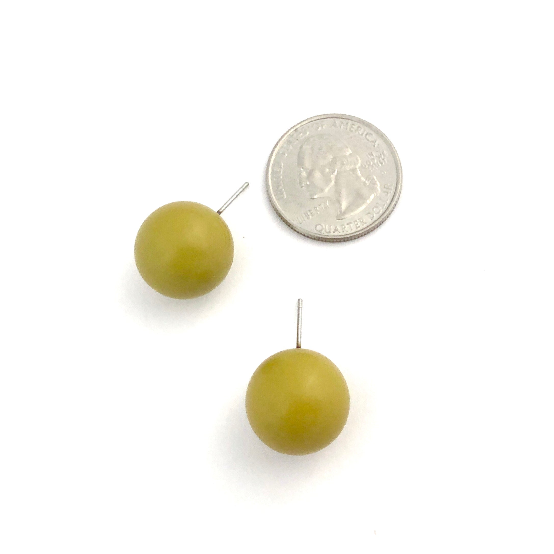 leetie jumbo studs