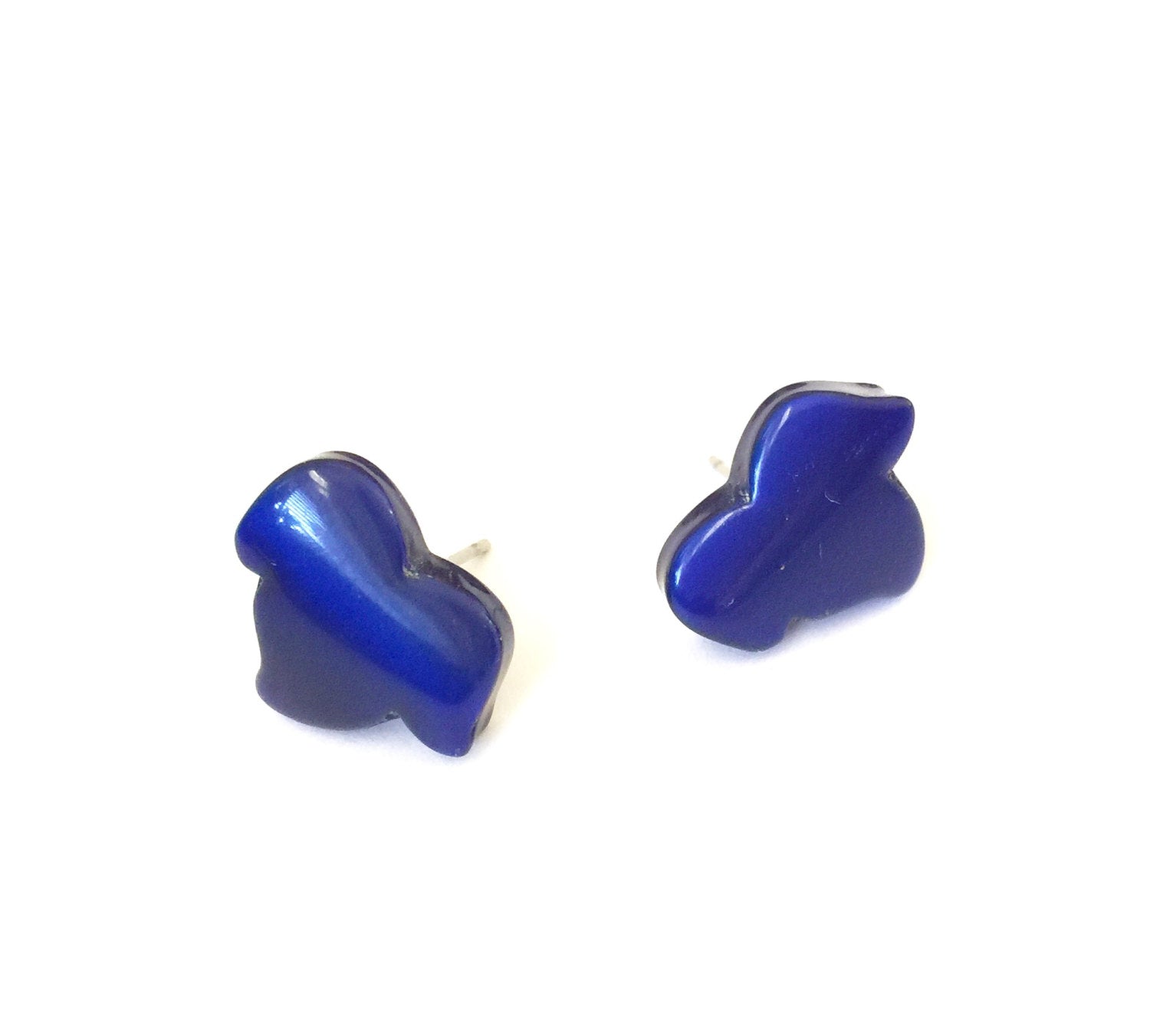 blue leaf studs