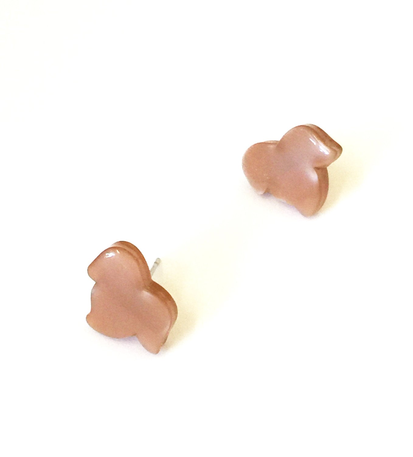 beige moonglow leaf stud earrings