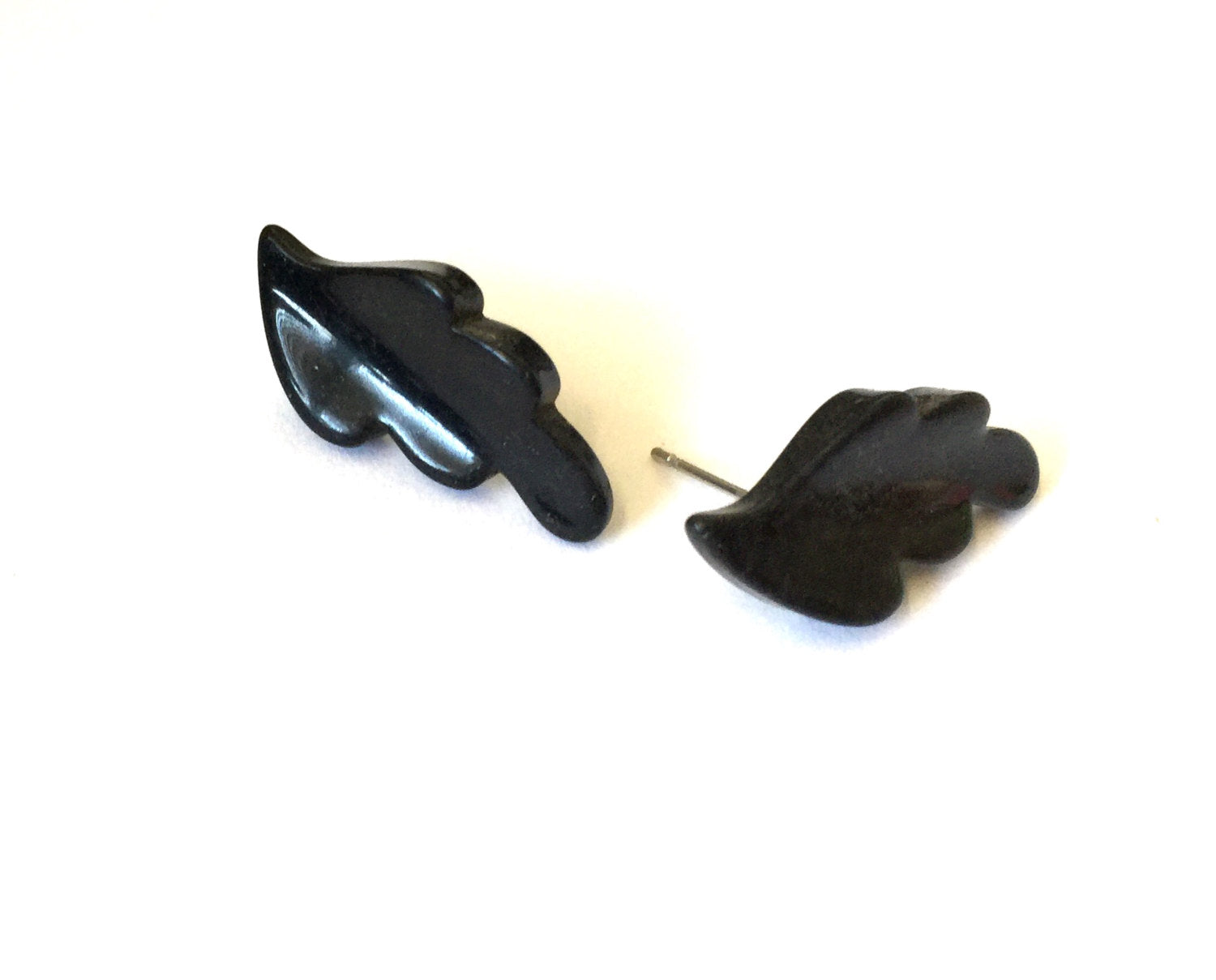 black leaf studs