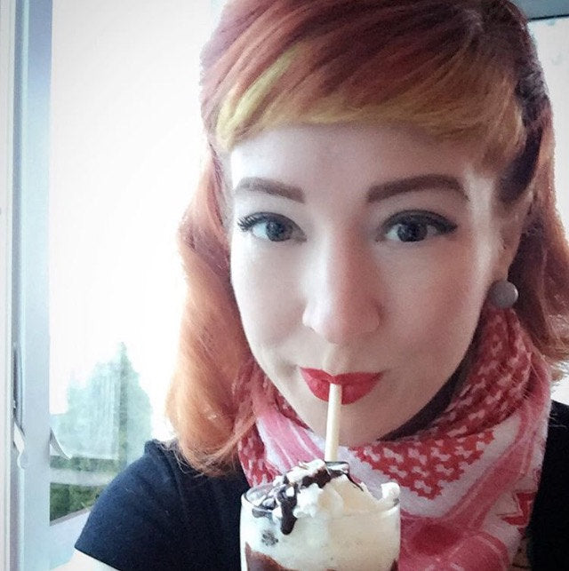 lucite retro post earrings