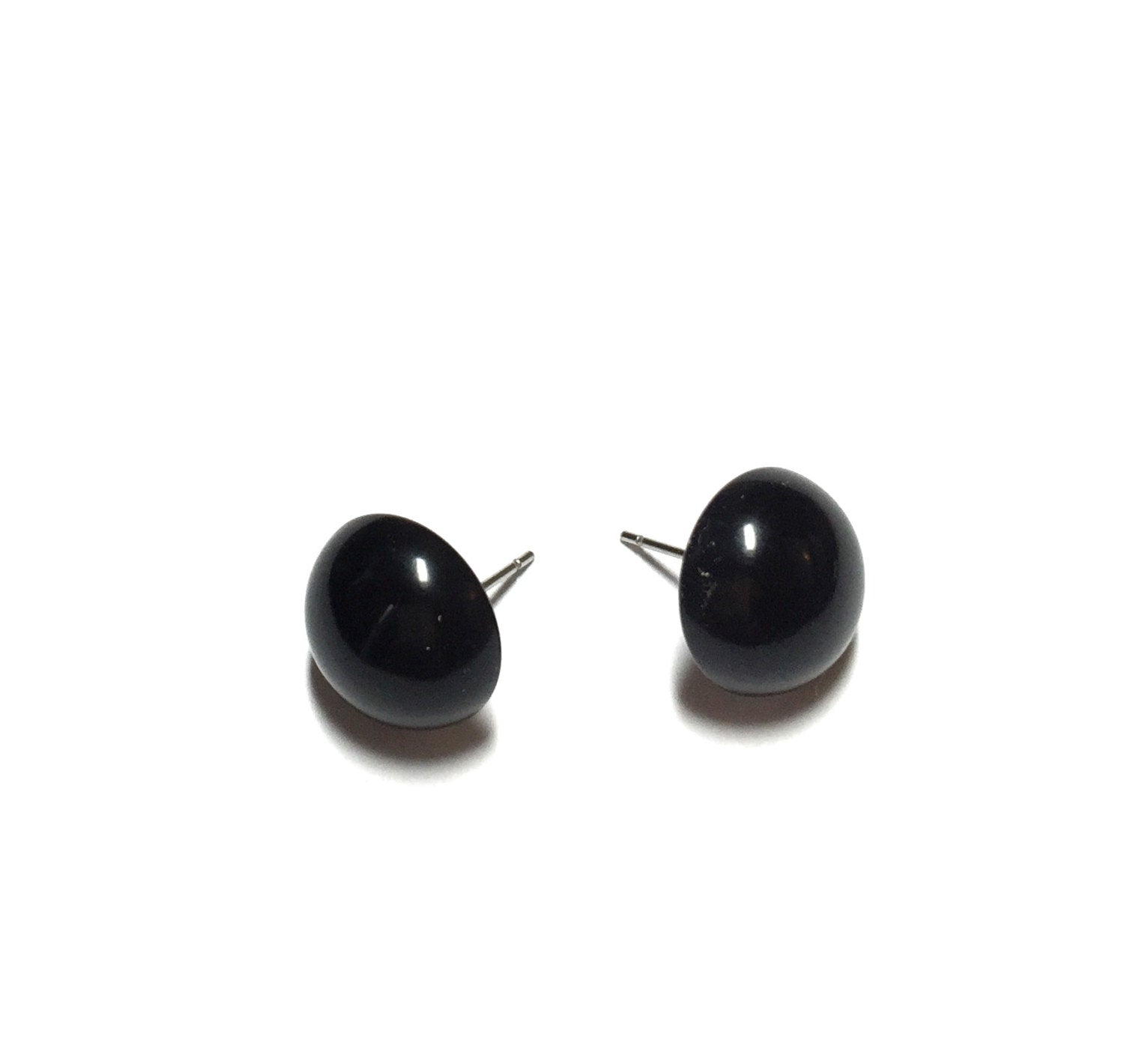 black retro studs