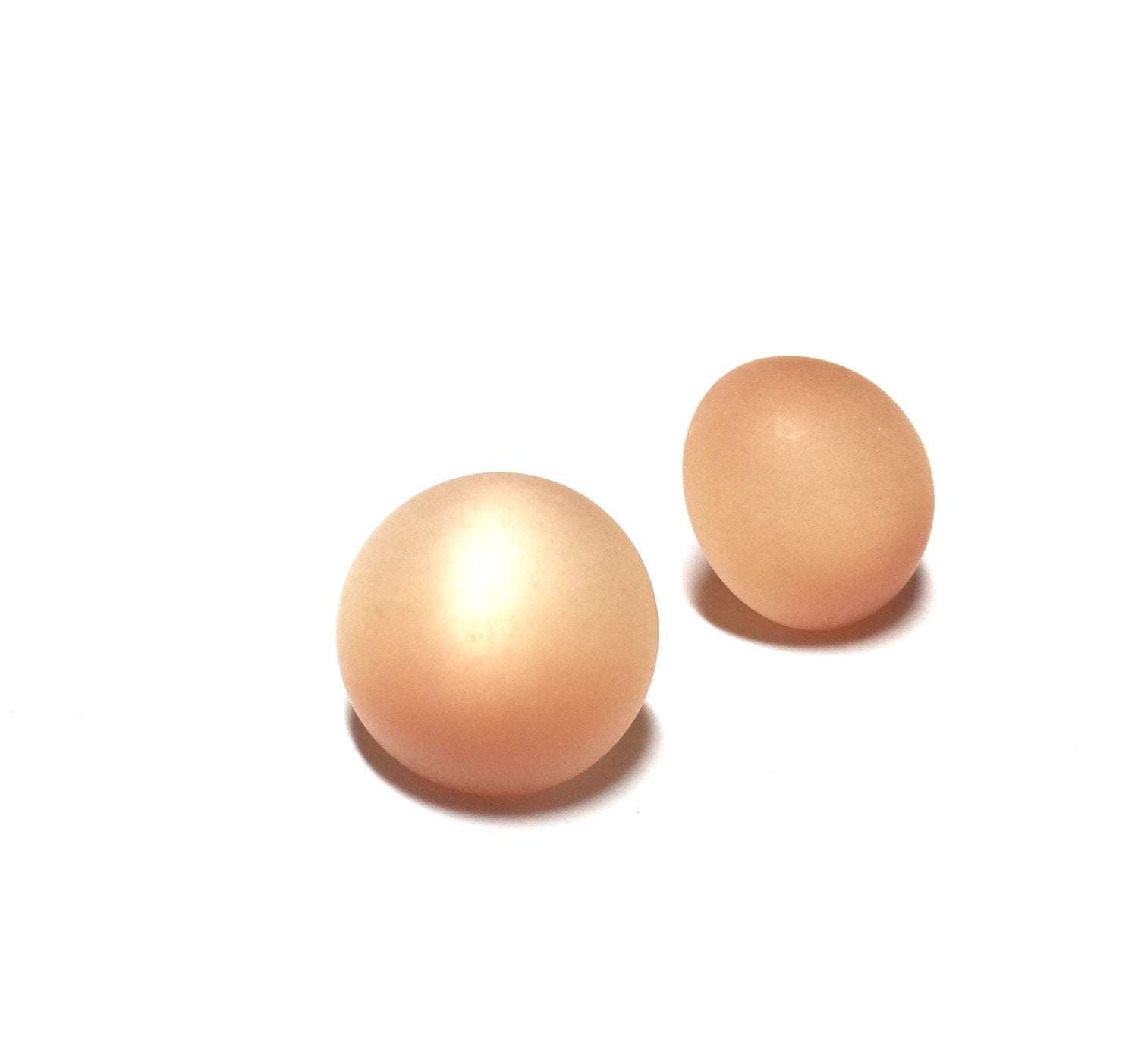 peach studs