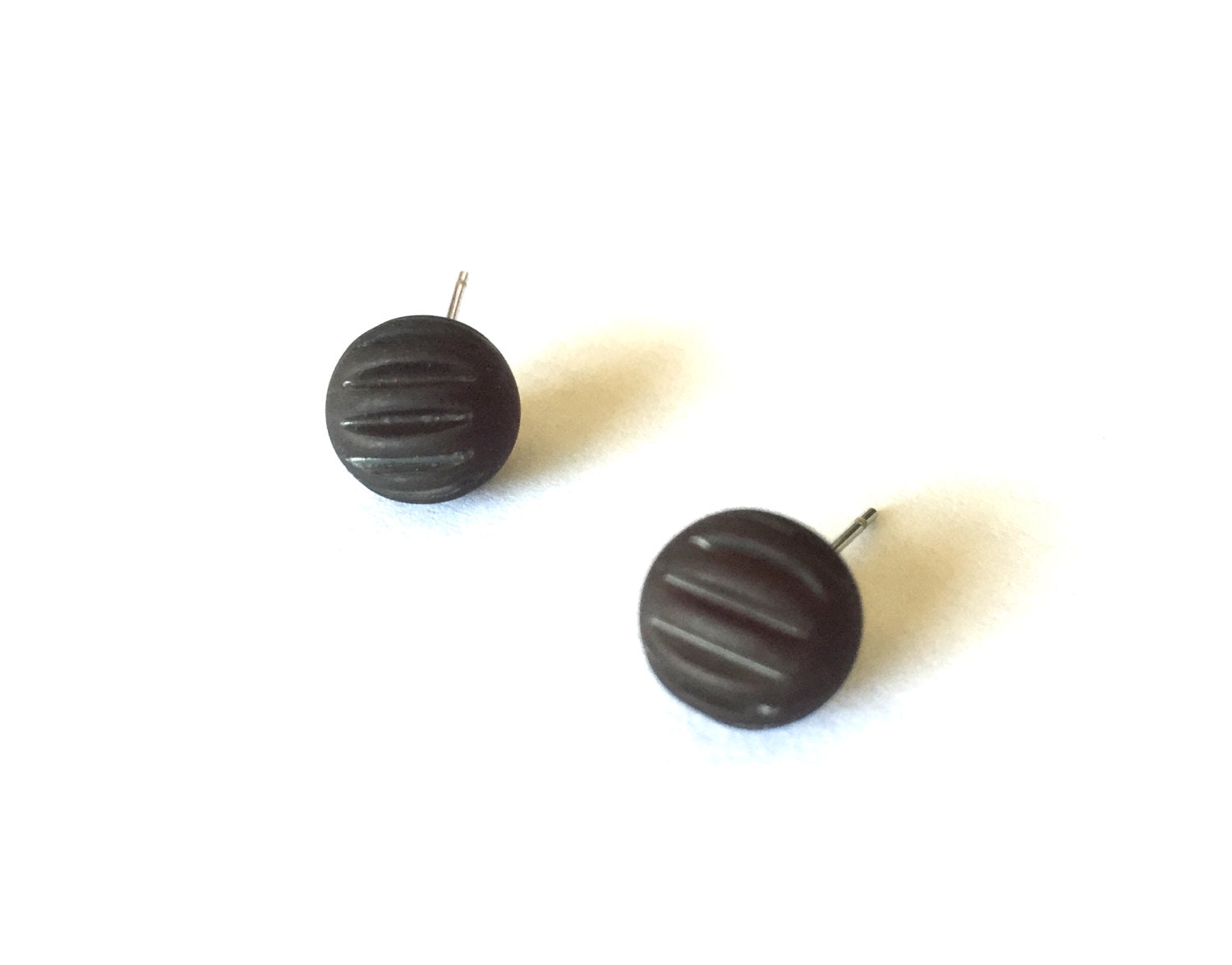 small black stud earrings