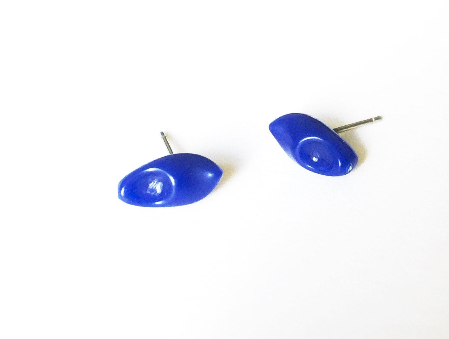 clog earrings