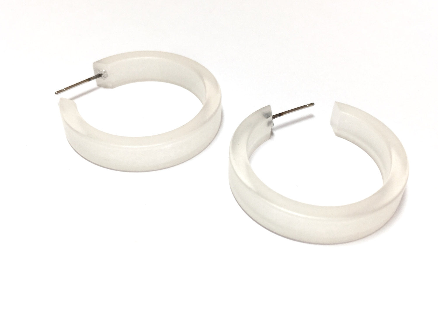 clear classic hoops