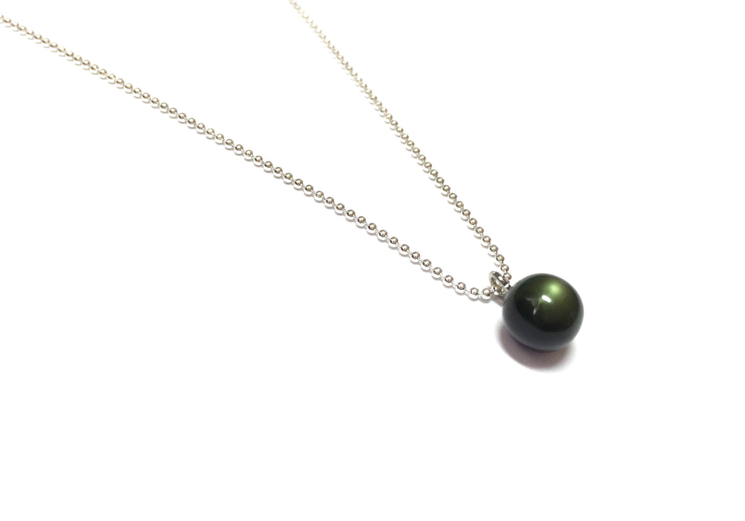 green chain necklace