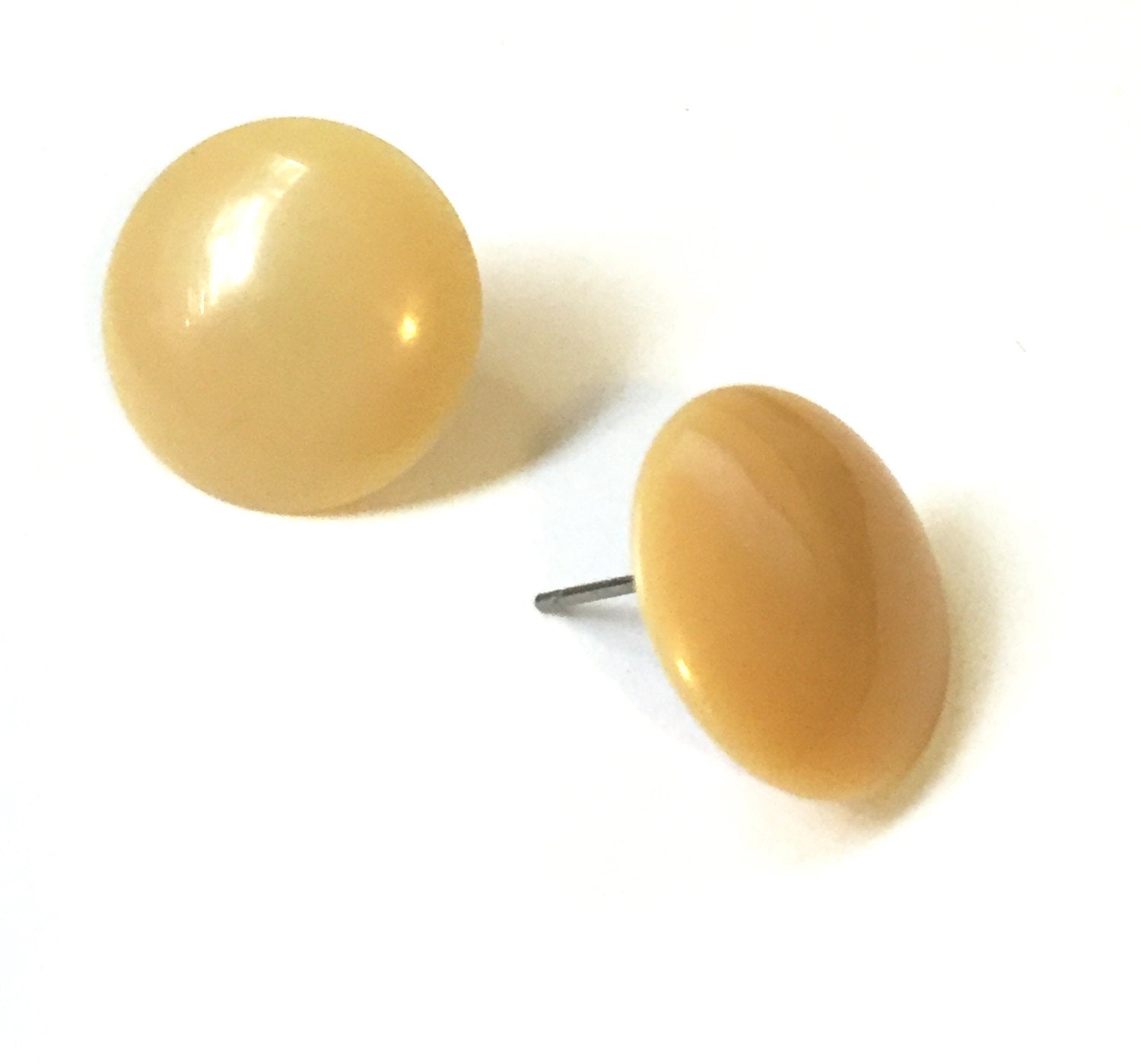 vintage beige earrings