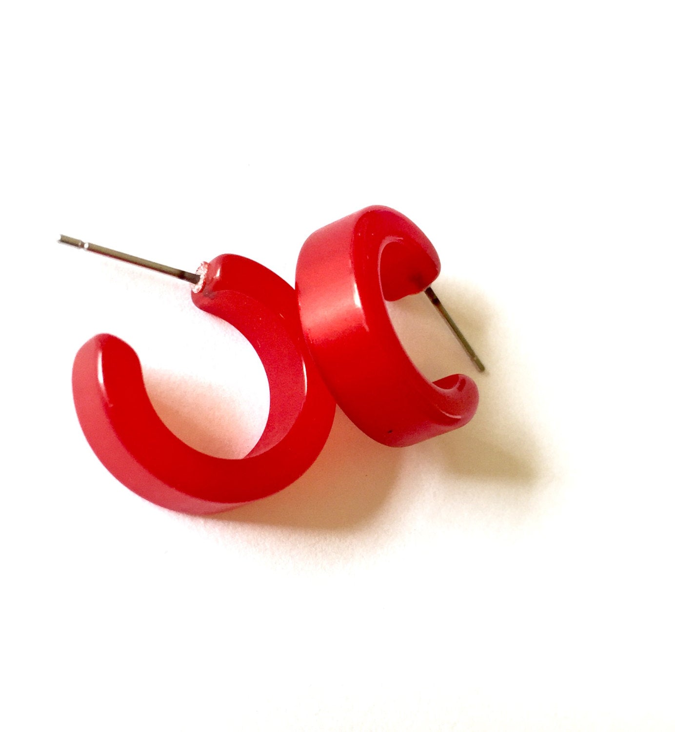 cherry red hugger hoops