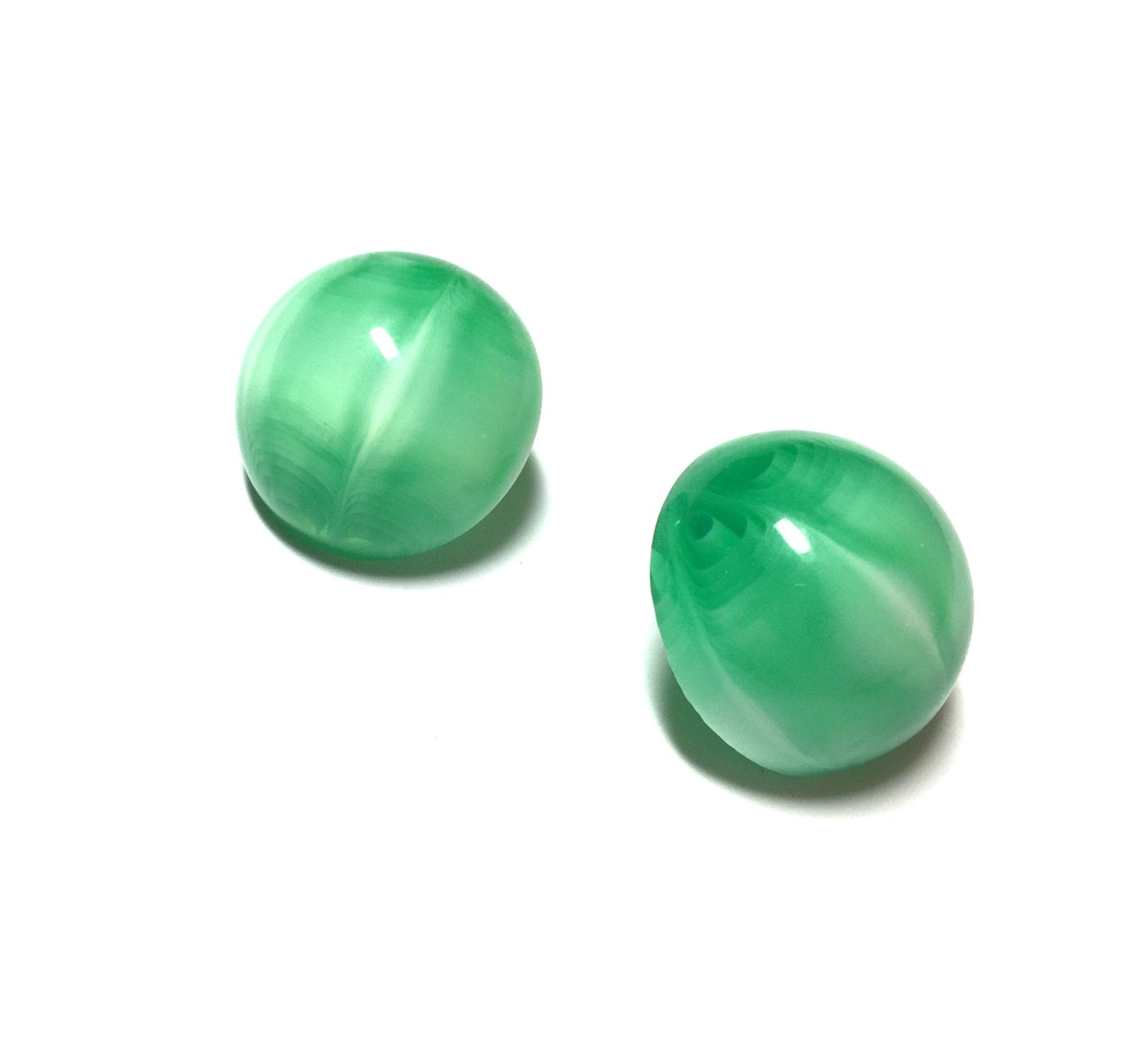 emerald green earrings