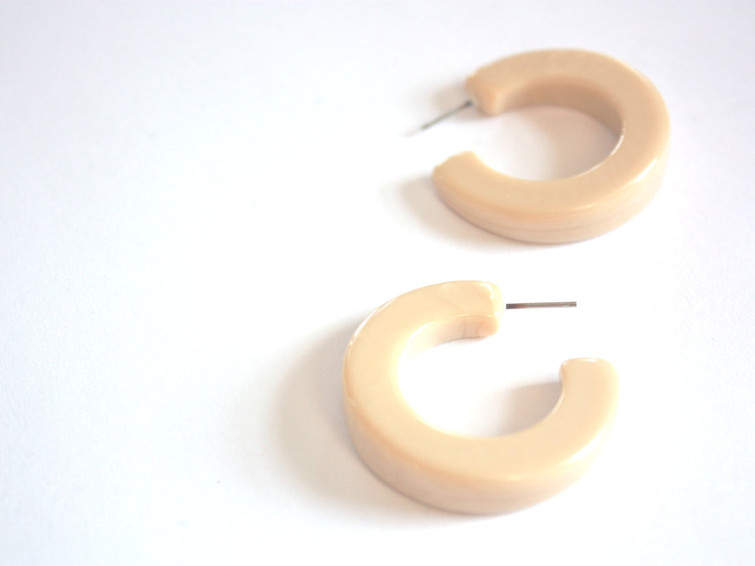 marbled ivory hoops