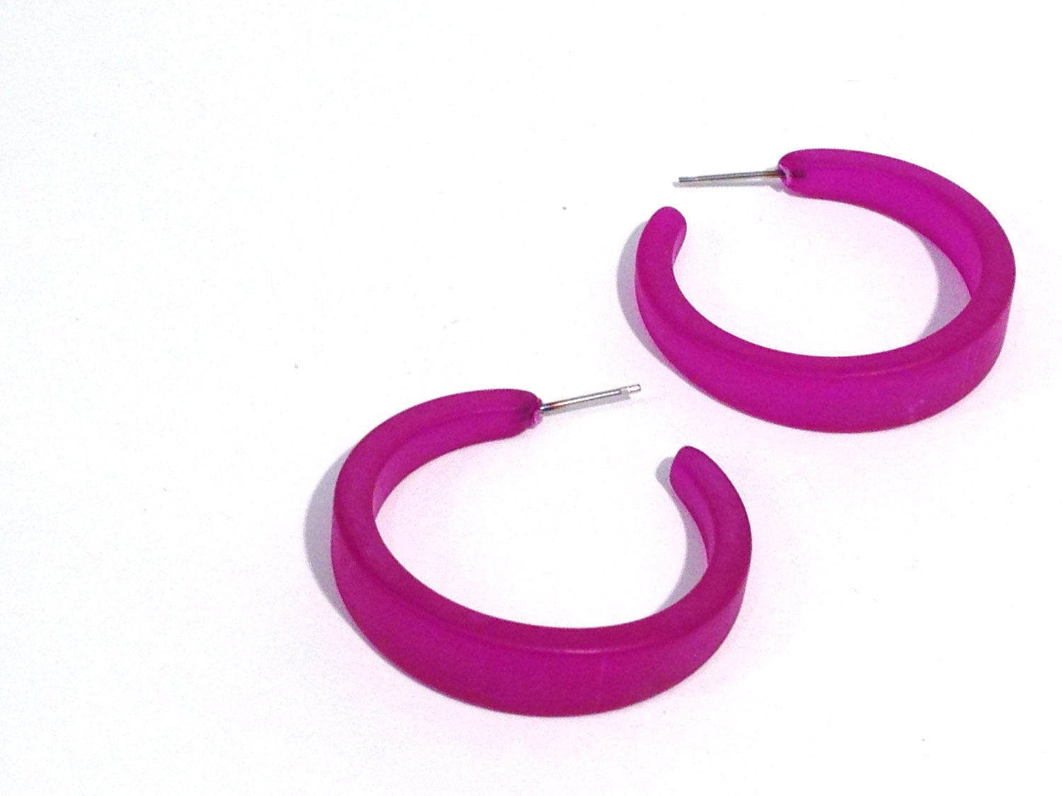 violet earrings vintage