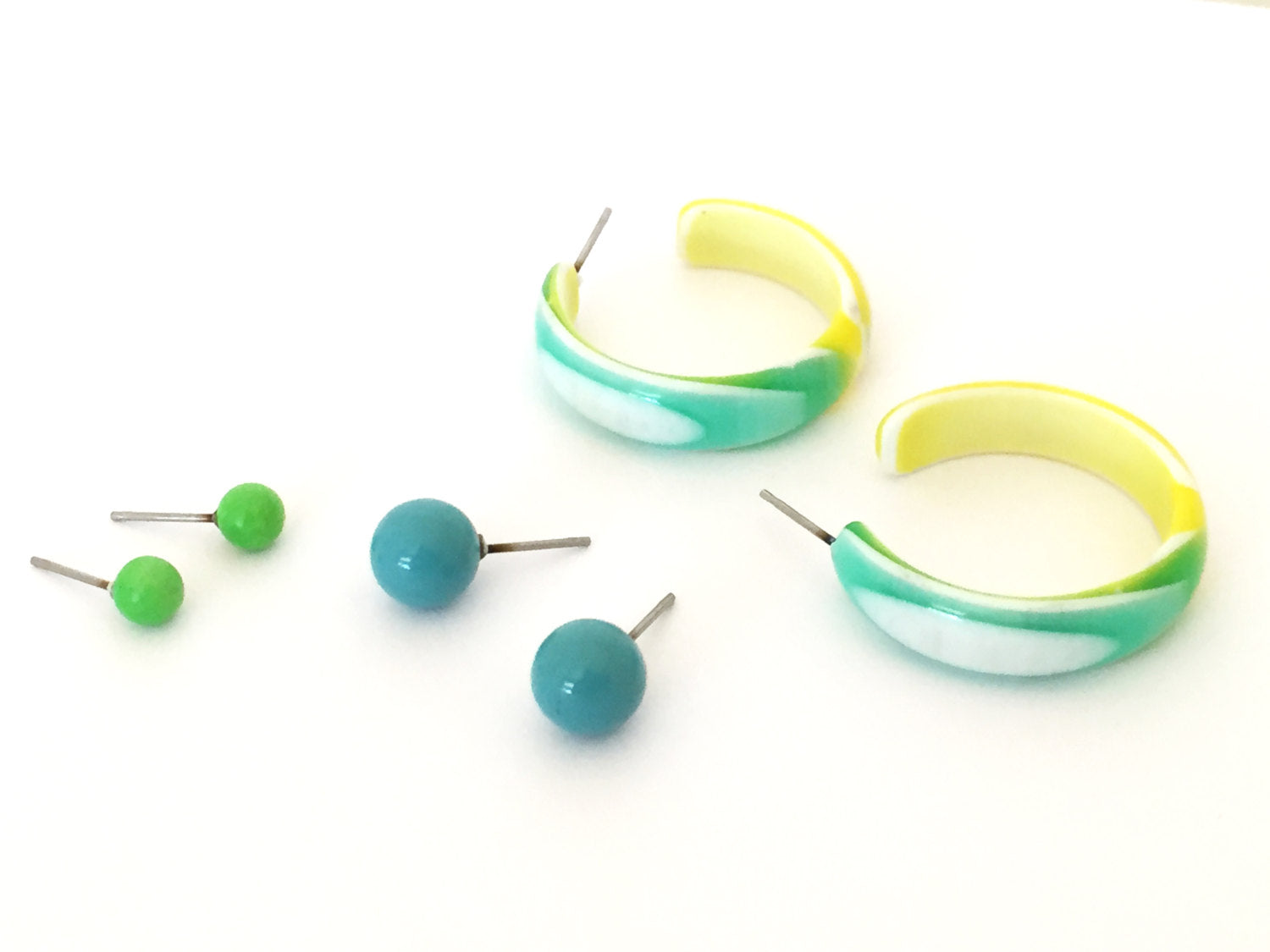 pastel hoop stud set