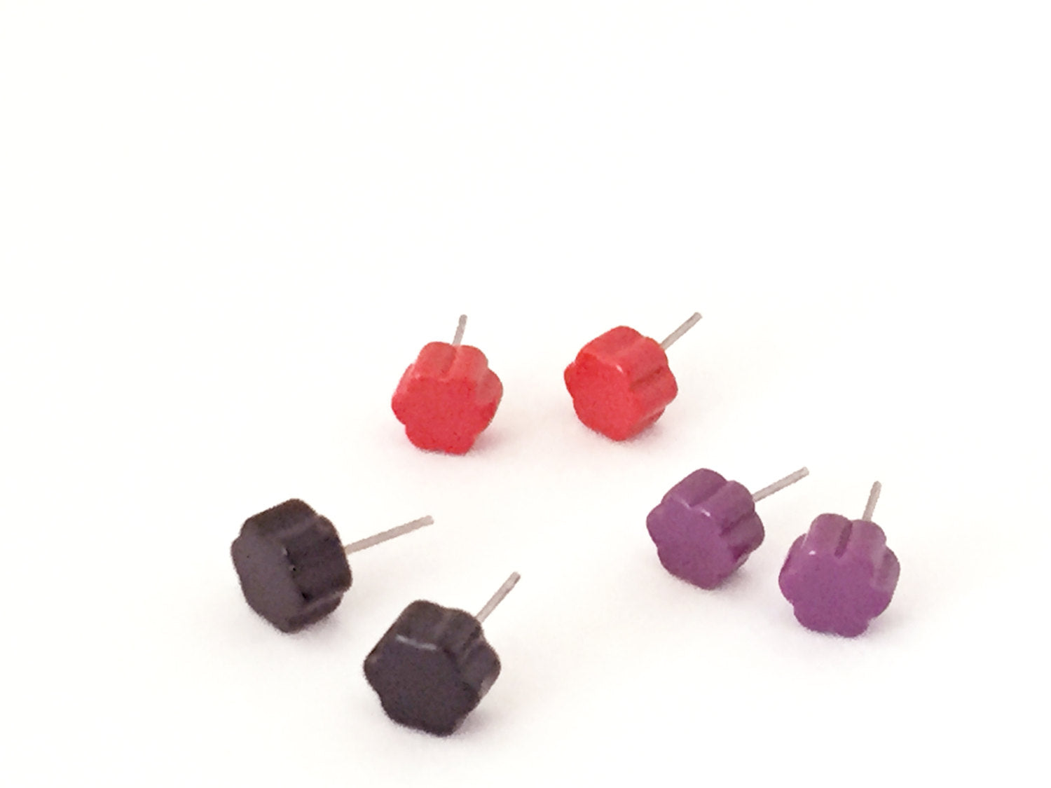 flower stud earrings