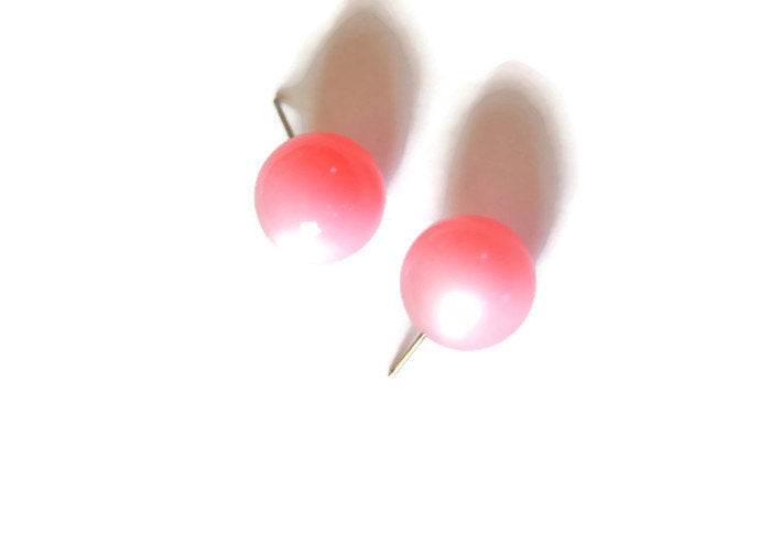 stud earrings light pink