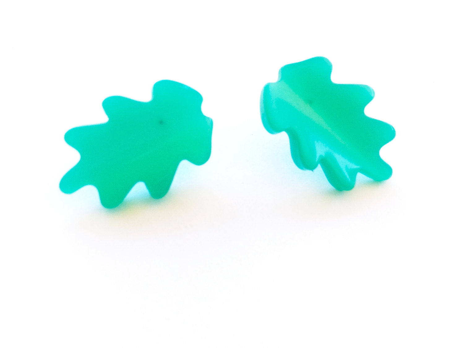 green leaves studs
