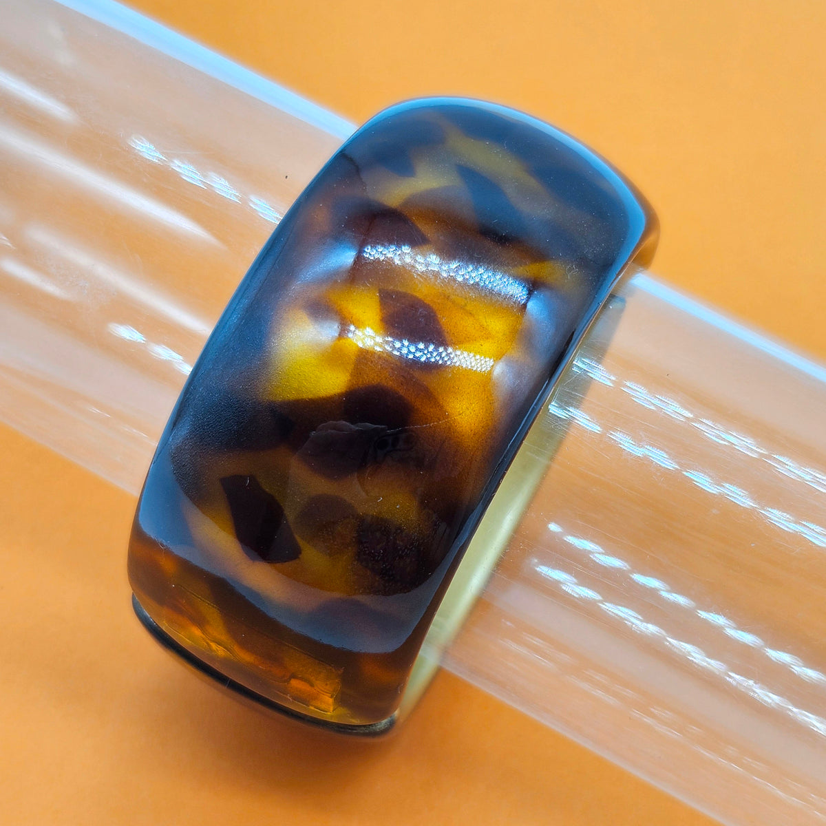 Tortoise Spotted with Gold Lining – Vintage Lucite Clamper Bracelet