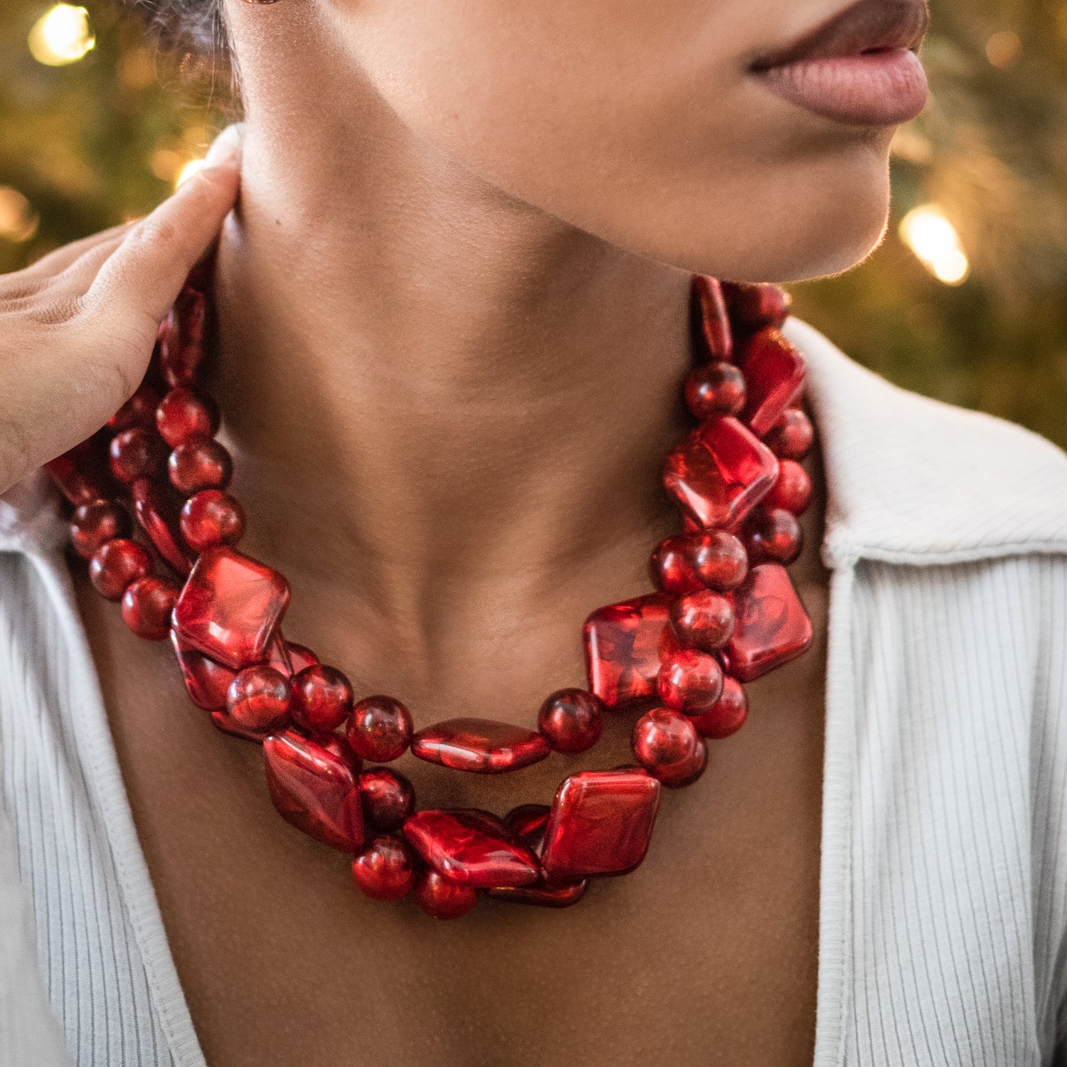 Deep Red with Diamonds Aura Glow Beaded Morgan Necklace