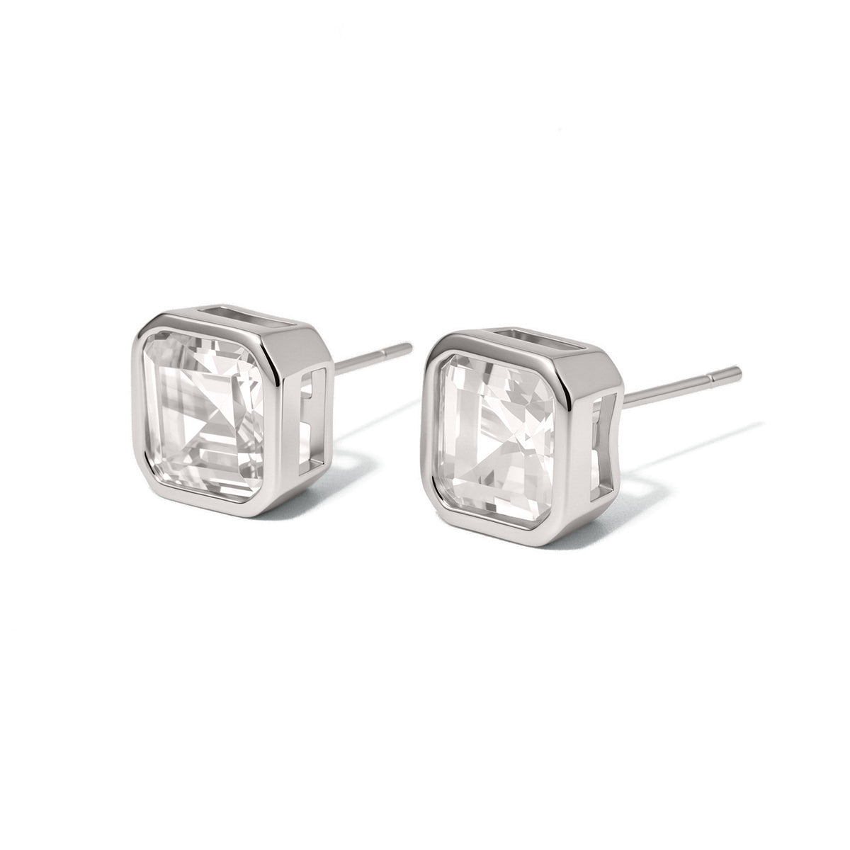 Bezel Diamond Stud Earrings - WATERPROOF-Earrings-Pretty Simple