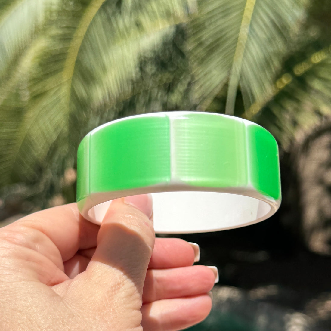 Green &amp; White Moonglow Colorblock Bangle Bracelet - 8&quot; RARE