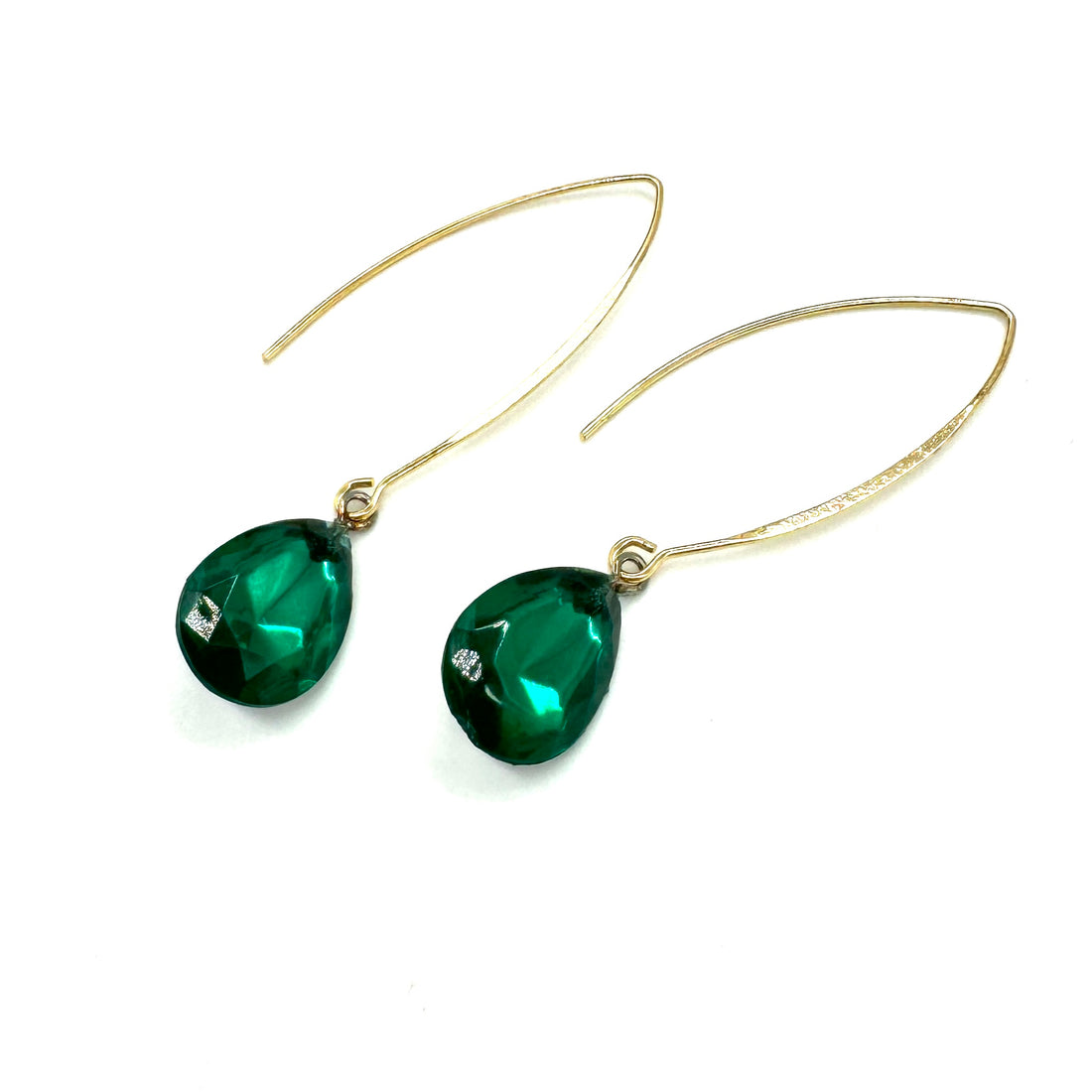 Emerald Shine On Raindrop Earrings