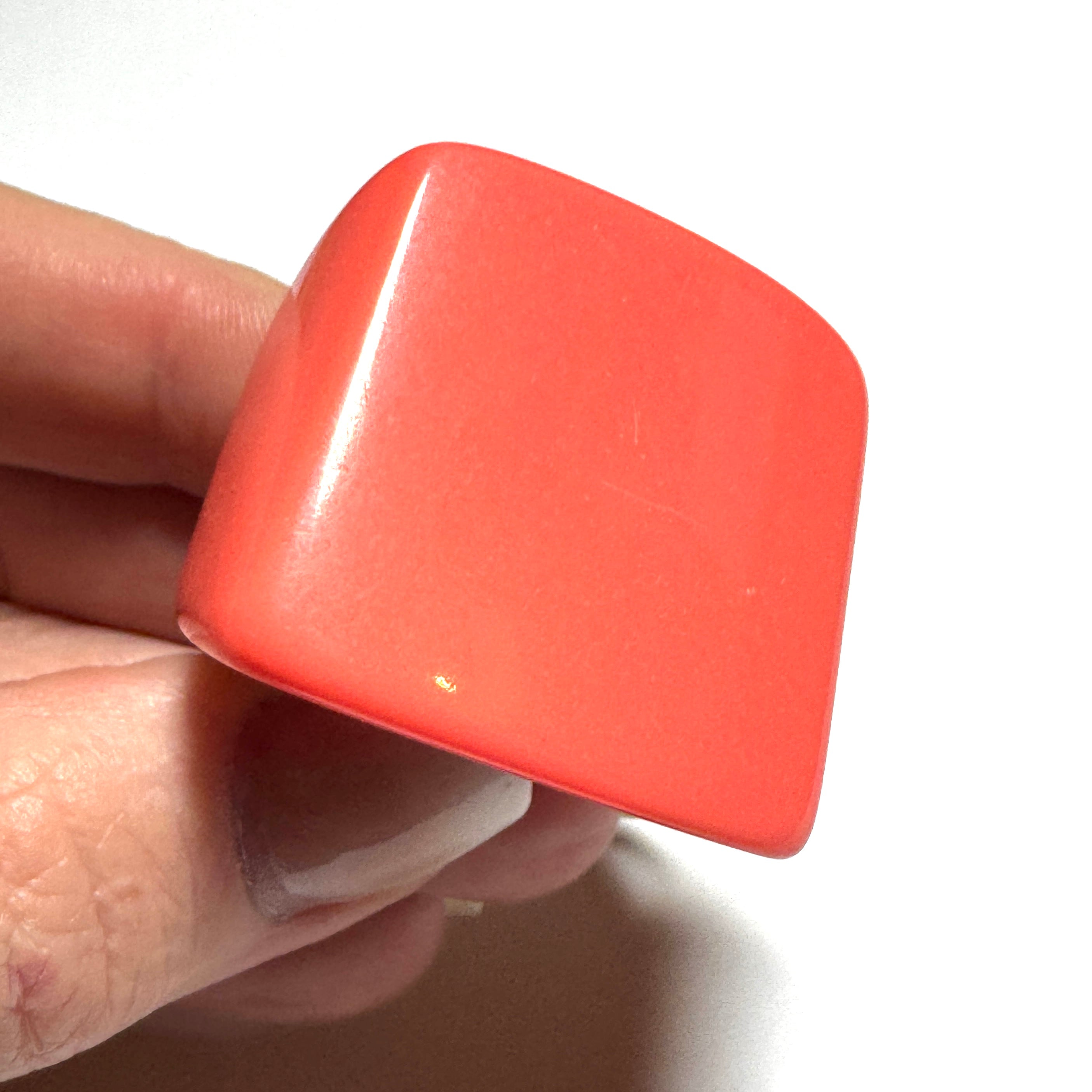 Forma Resin Ring – Coral