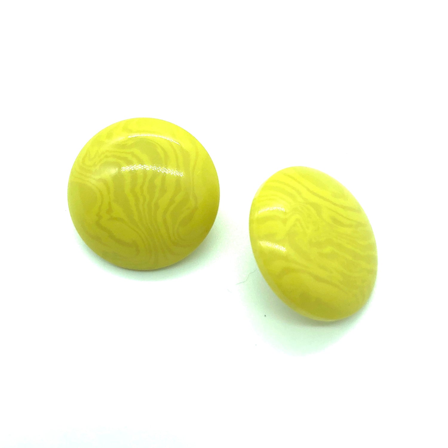 Butter Marbled Retro Button Stud Earrings