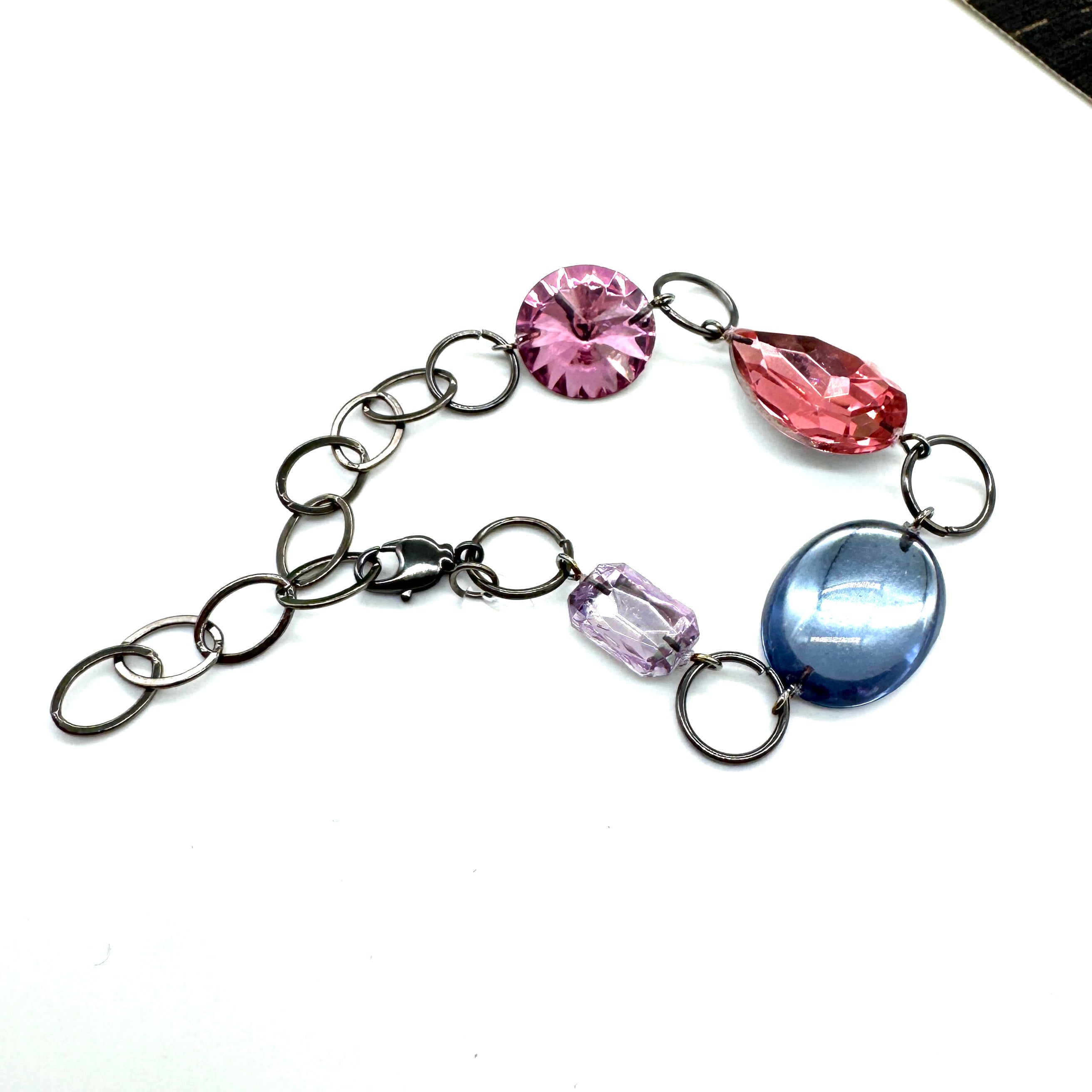 Pink &amp; Ice Story Shine-On Linked Bracelet