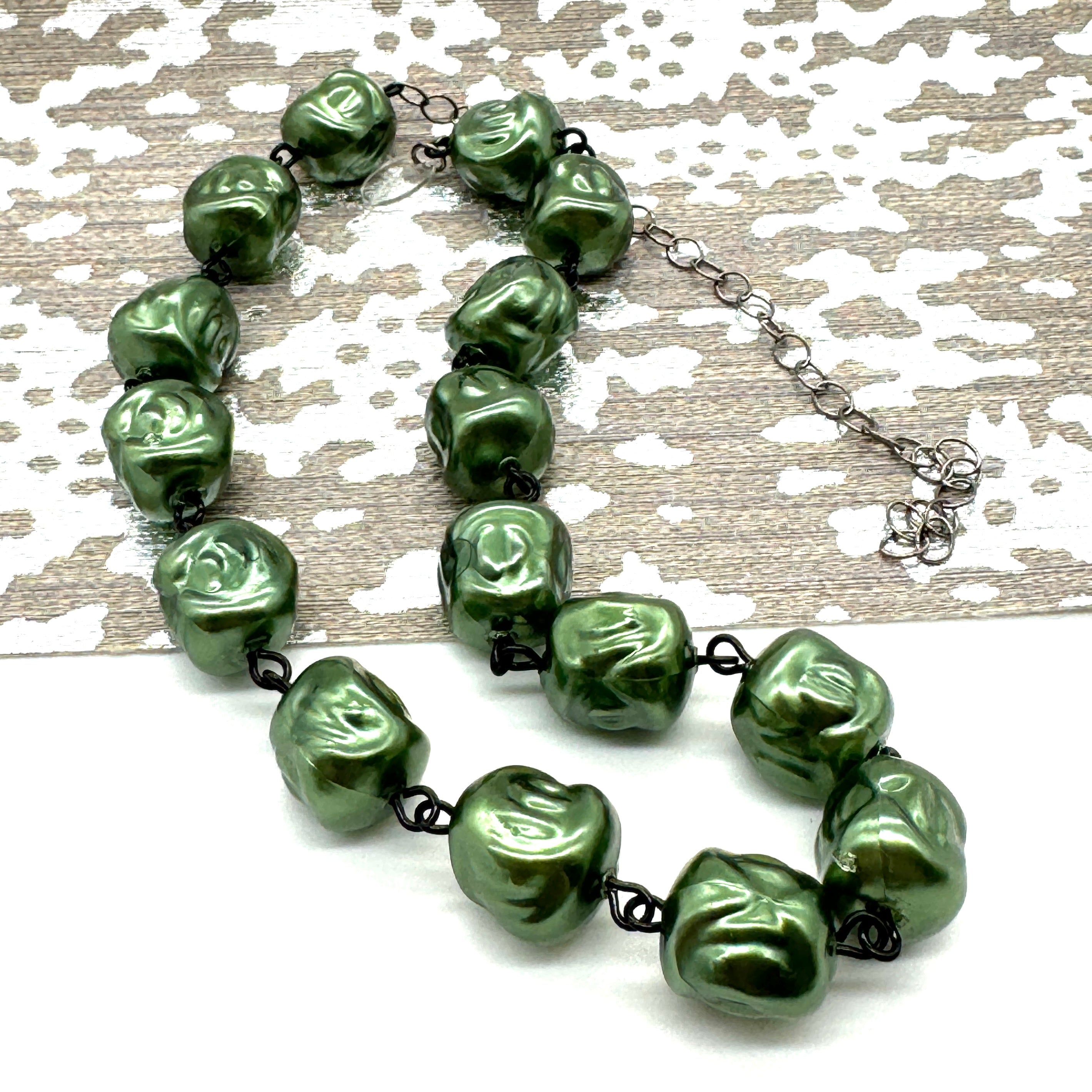 Hollow Evergreen Nugget Amelia Necklace