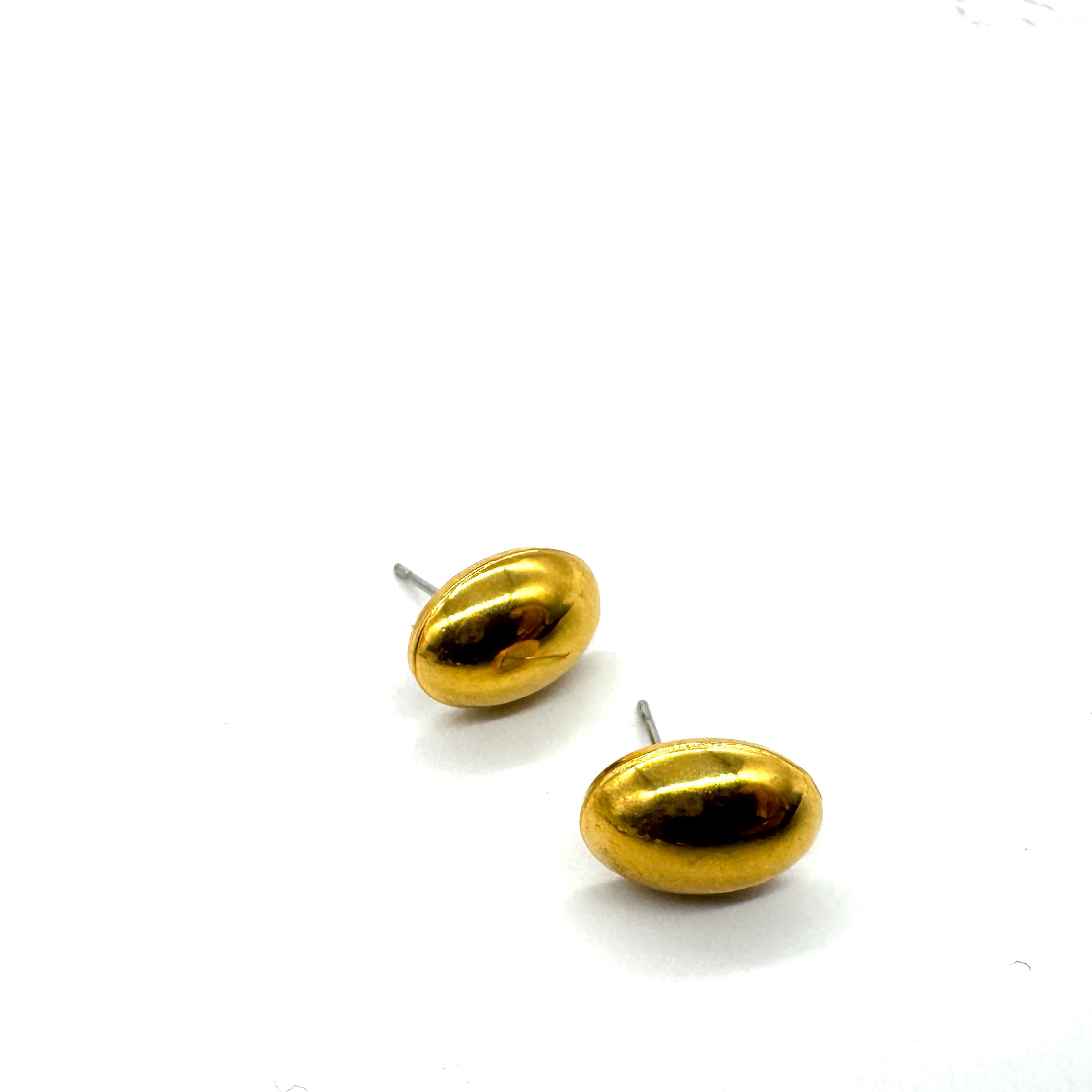 Goldie Oval Stud Earrings