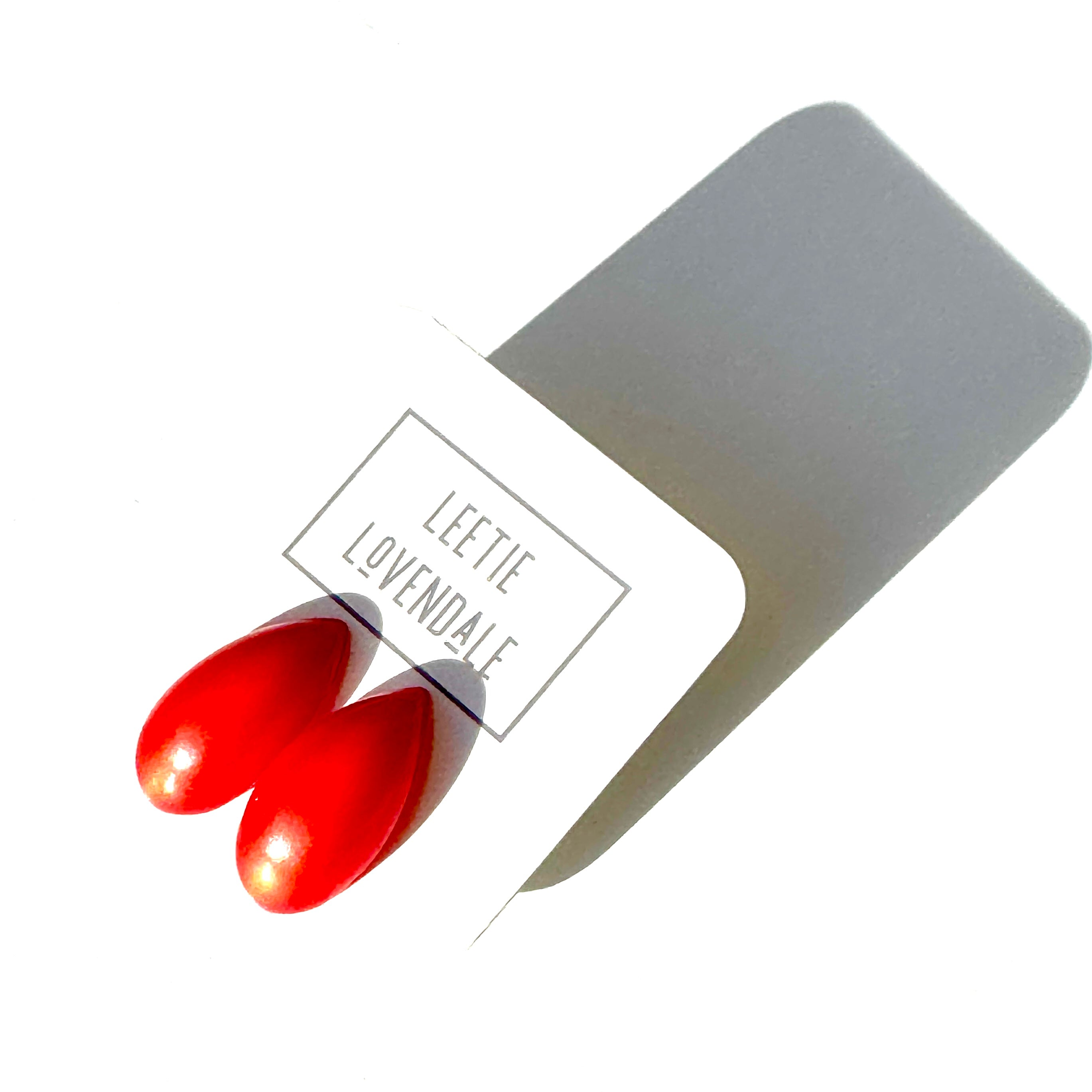 Moonglow C-Carved Stud Earrings