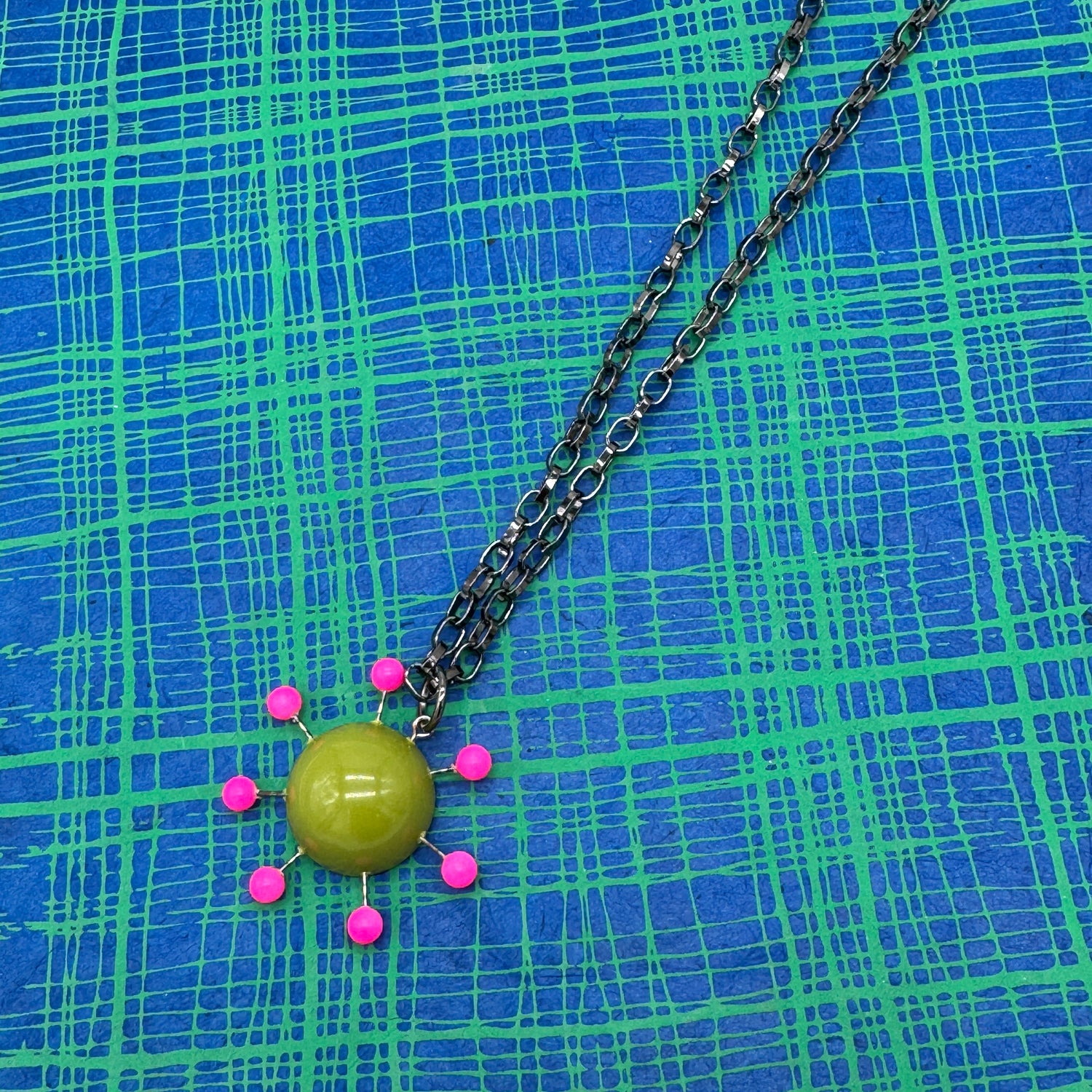 Olive &amp; Neon Pink Sputnik Necklace