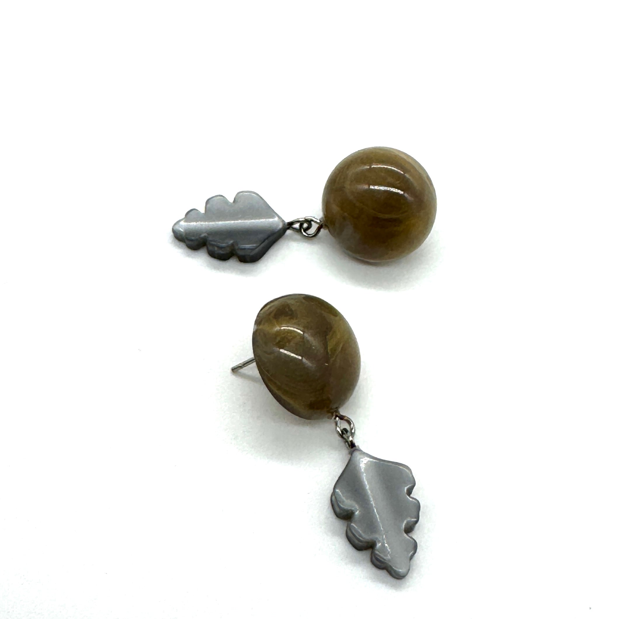 Silver Leaf Glow Earrings