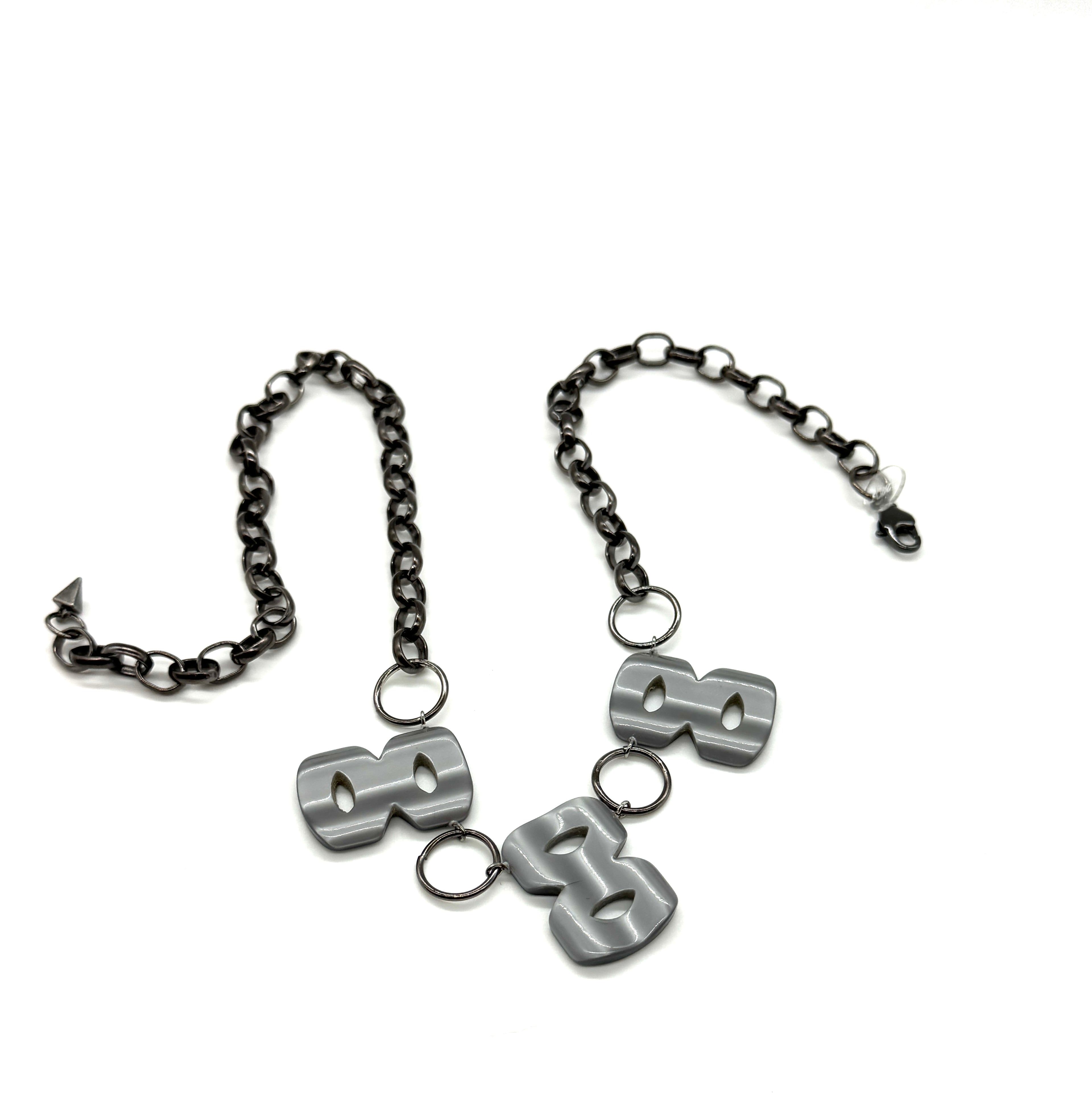 Figure 8 Link Necklace