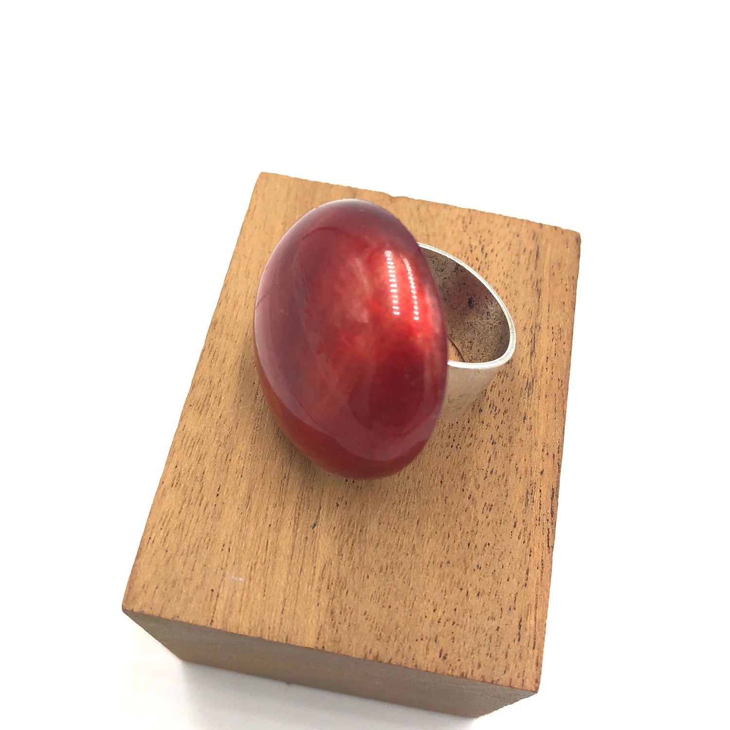 Ruby Red &amp; Gold Luster Lucite Cocktail Ring