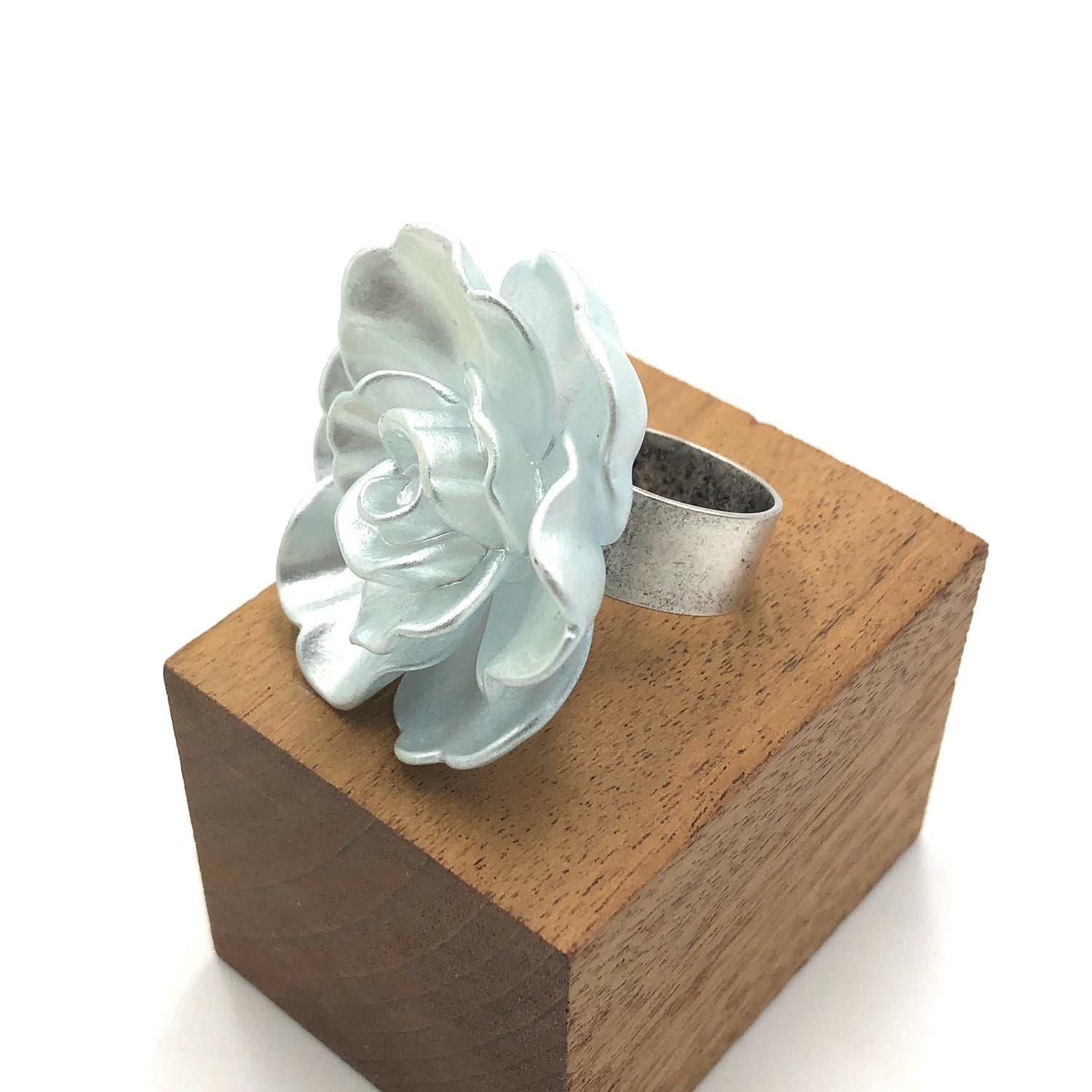 Ice Flower Corsage Cocktail Ring