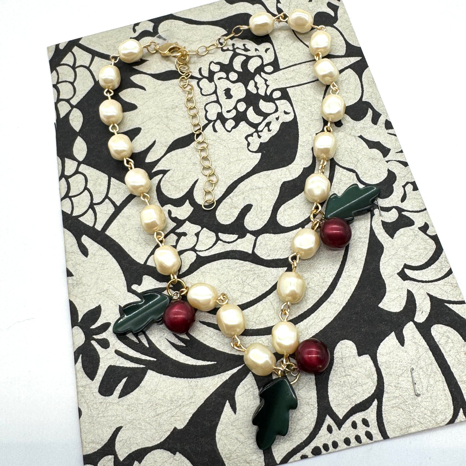 Holly Pearl Charm Amelia Necklace