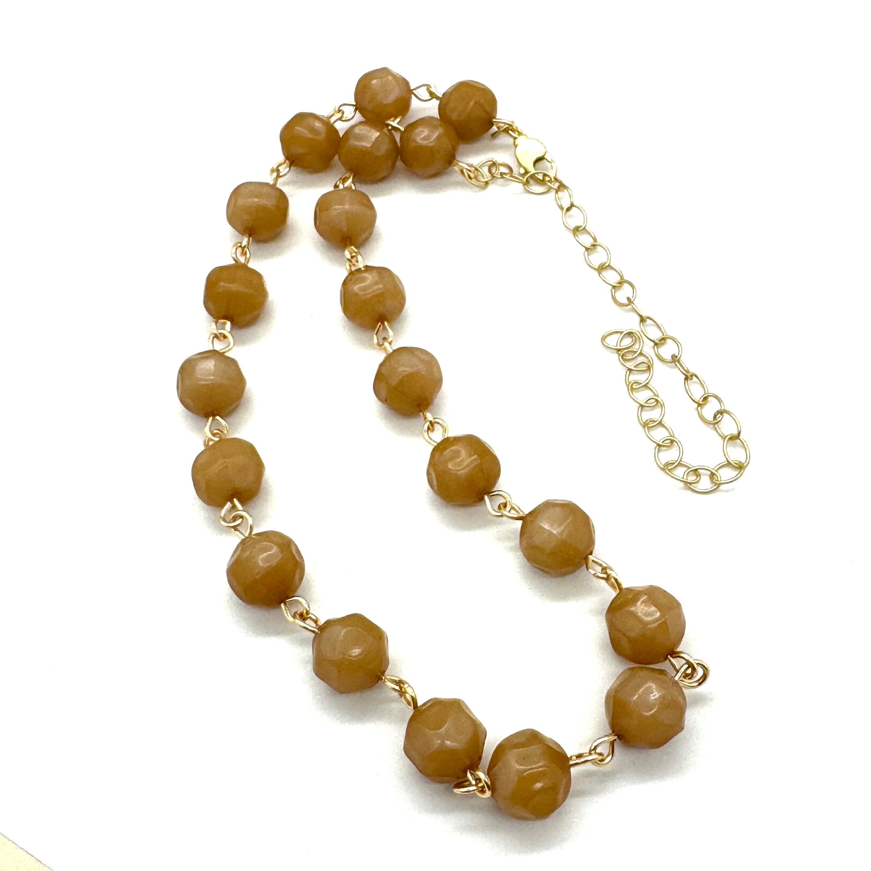 Dusty Petal Luster Amelia Necklace