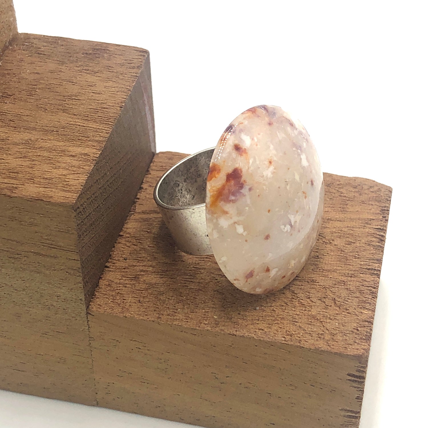 Beige Speckle Lucite Cocktail Ring