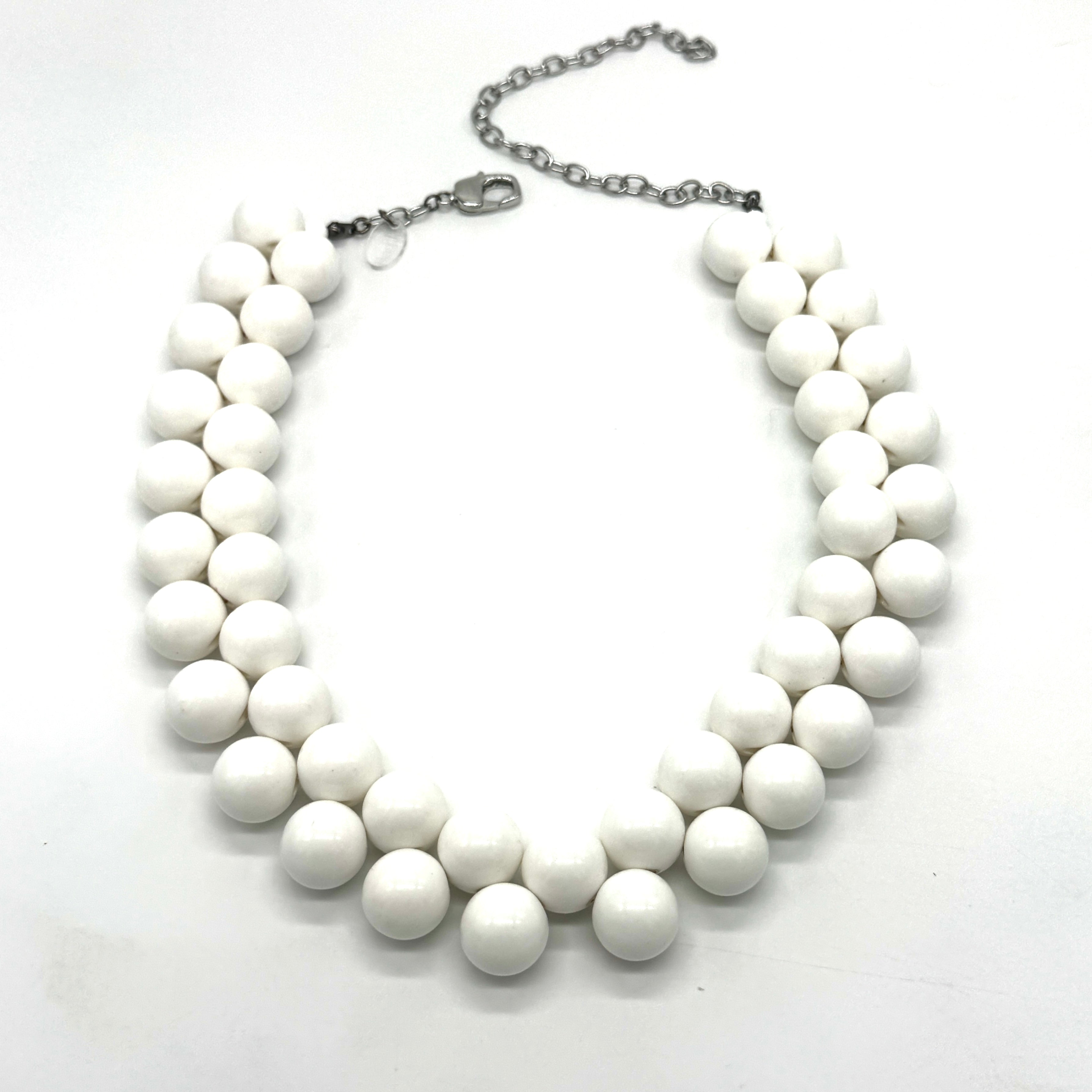 White Berry Pop Necklace