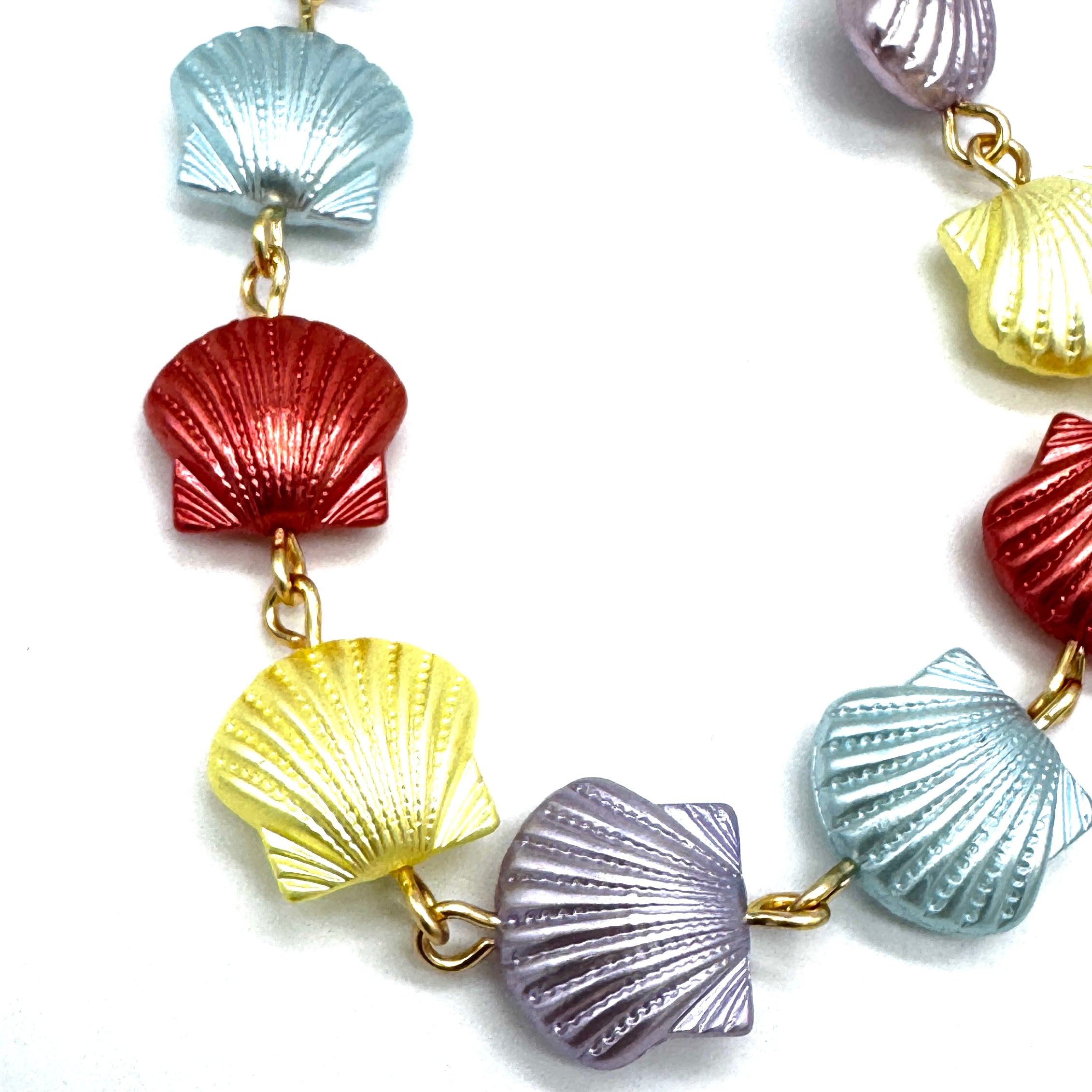 She Sells Seashells Amelia Necklace