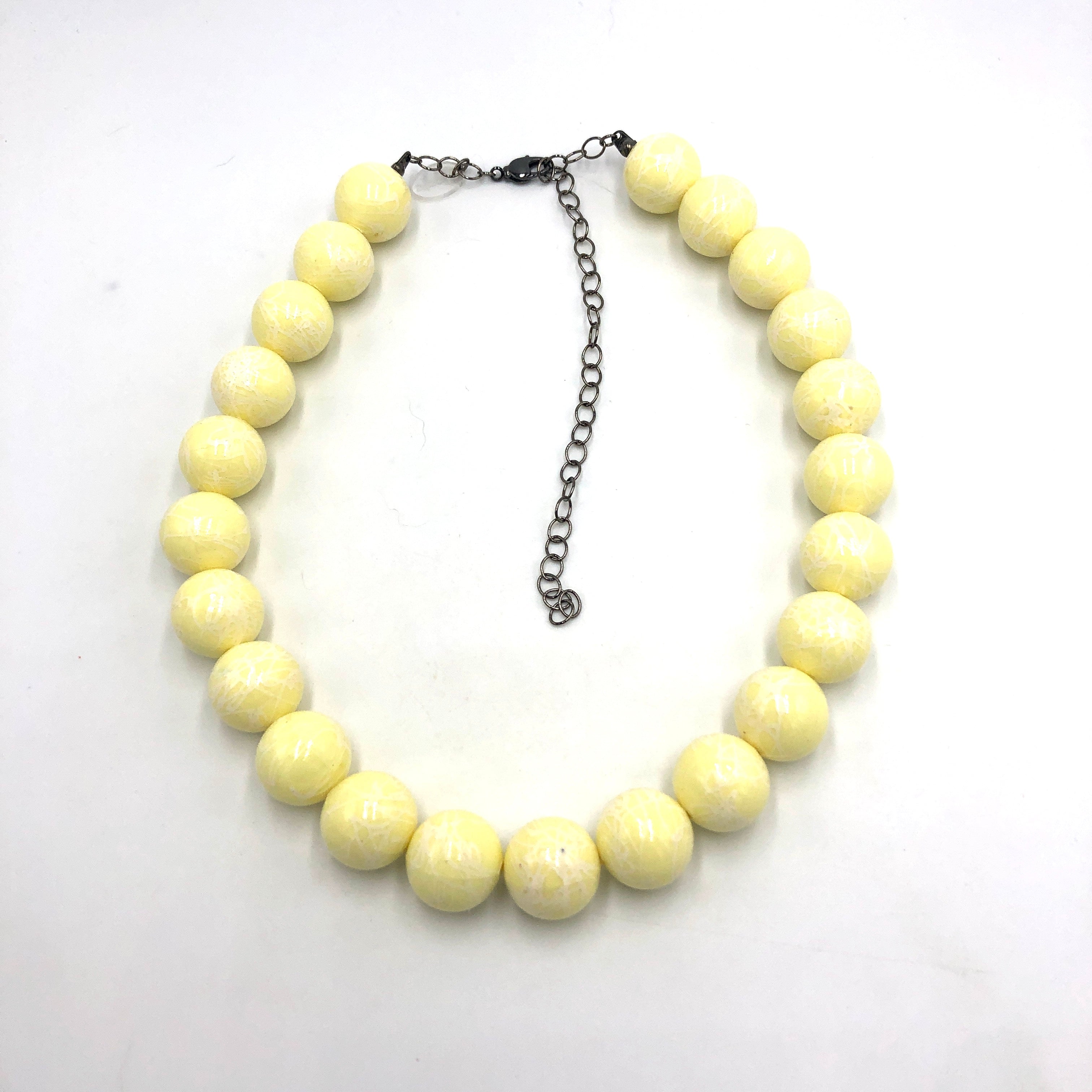 Soft Yellow Crackle Marco Necklace
