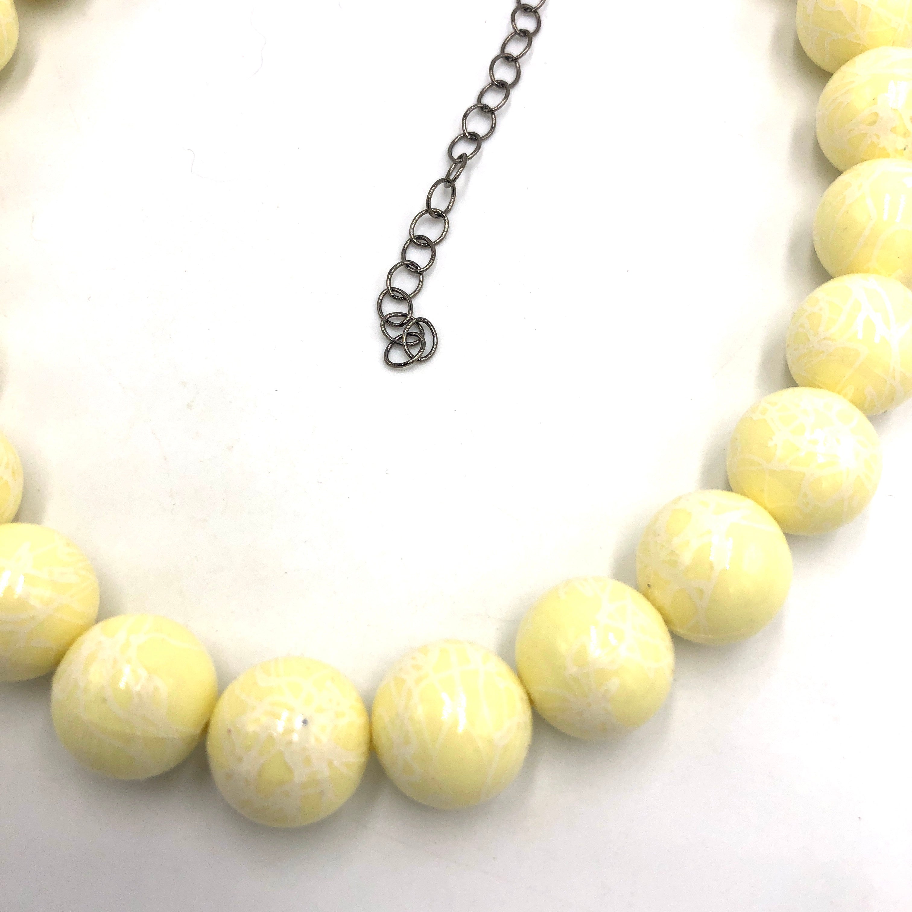 Soft Yellow Crackle Marco Necklace