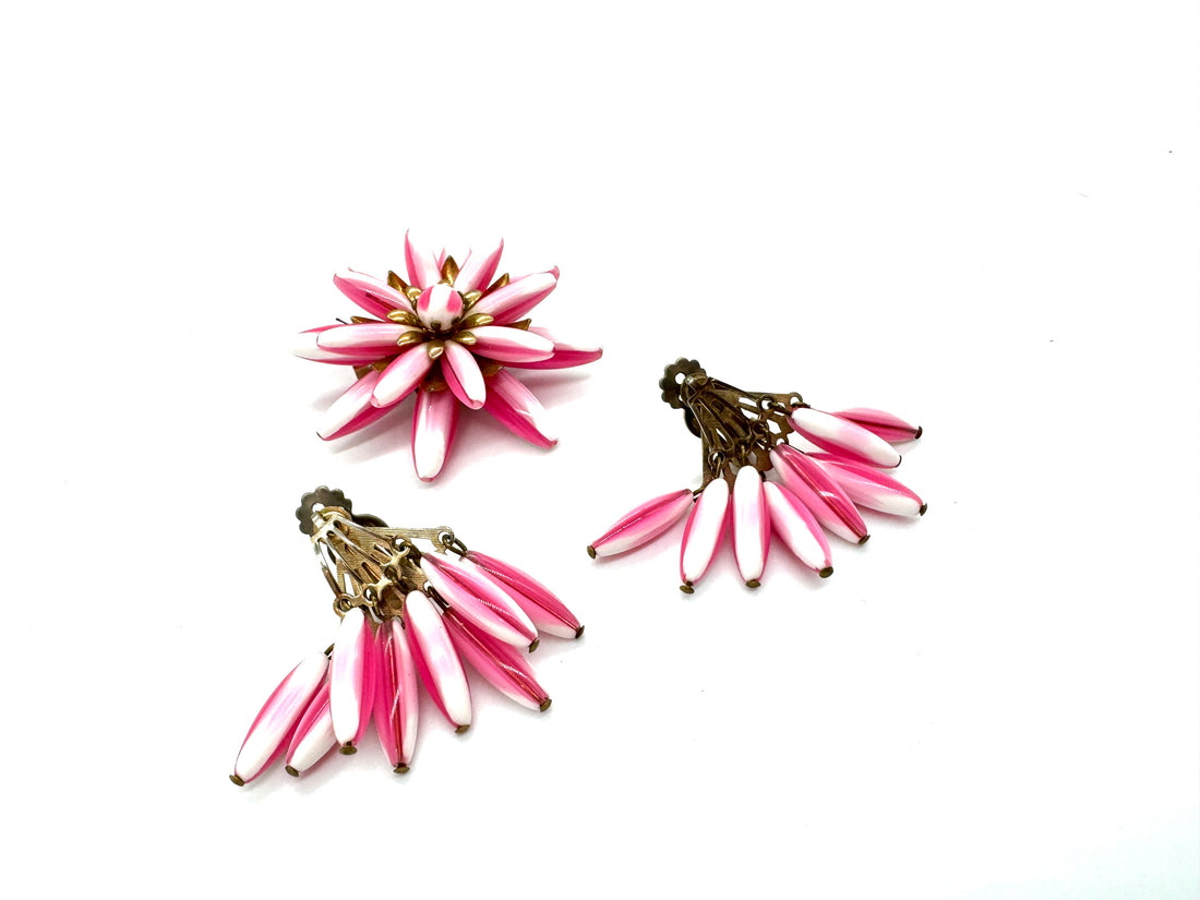 Best Plastics Pink &amp; Moonglow Cluster Pin &amp; Earrings Set - Estate