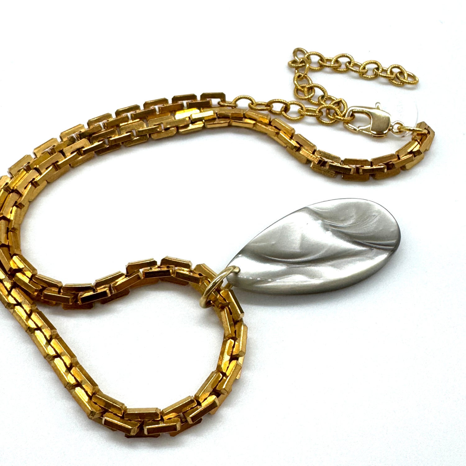 Boston Aura Pendant Necklace