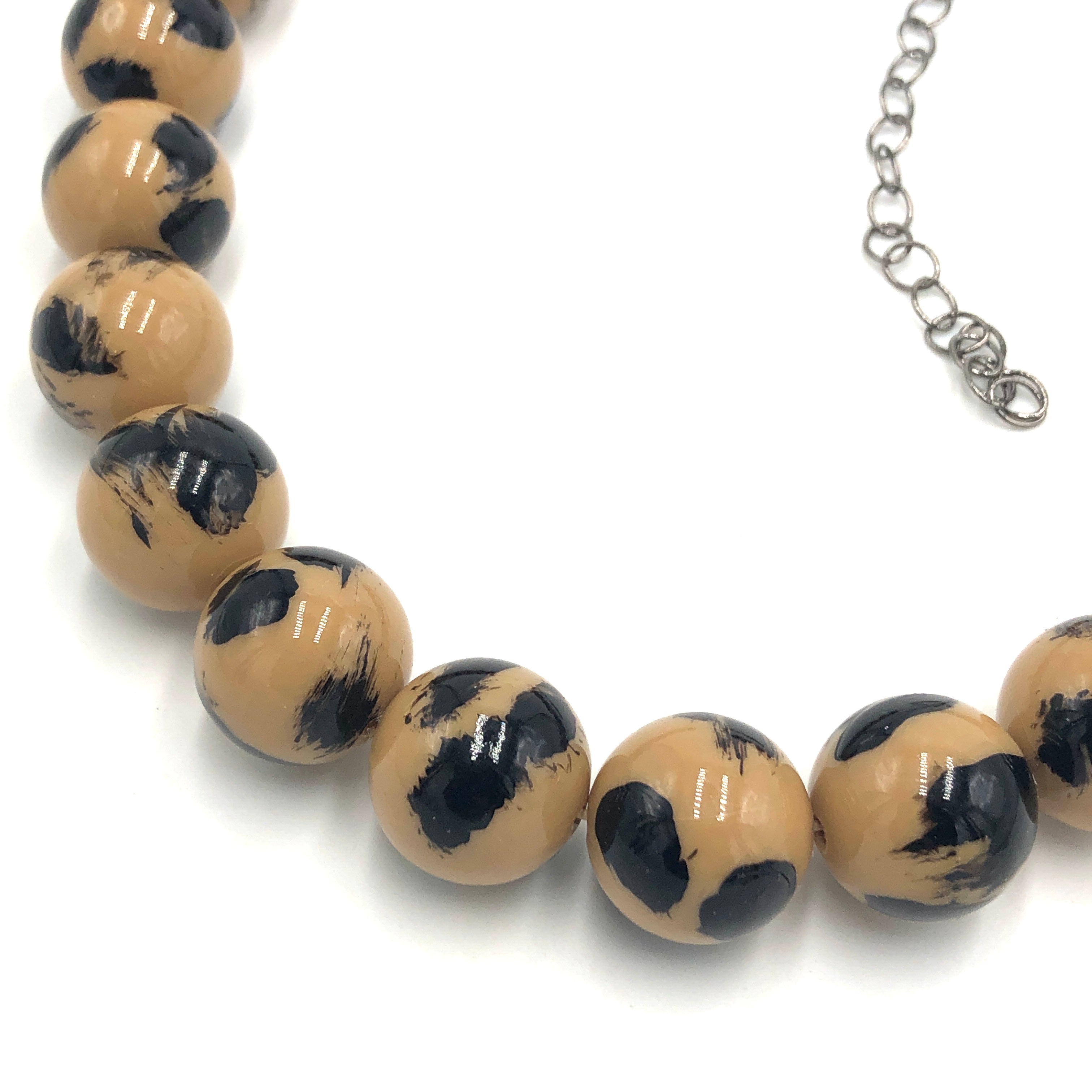 Wild Spotted Beige Marco Necklace