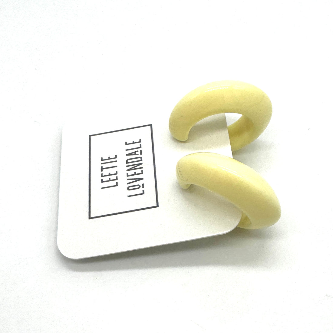 Butter Yellow Pinched Bulb Stud