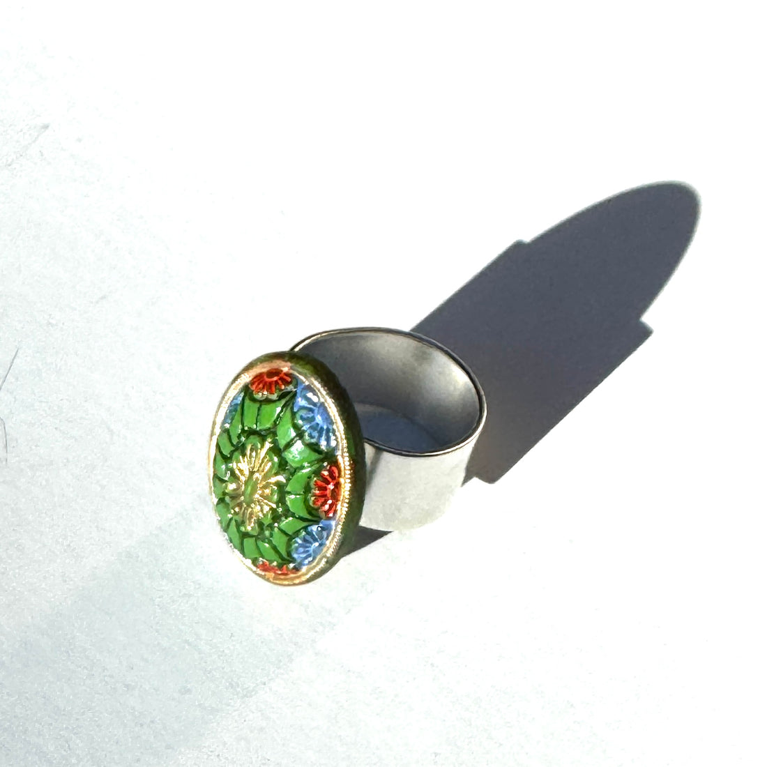 Old World Green Glass Cocktail Ring