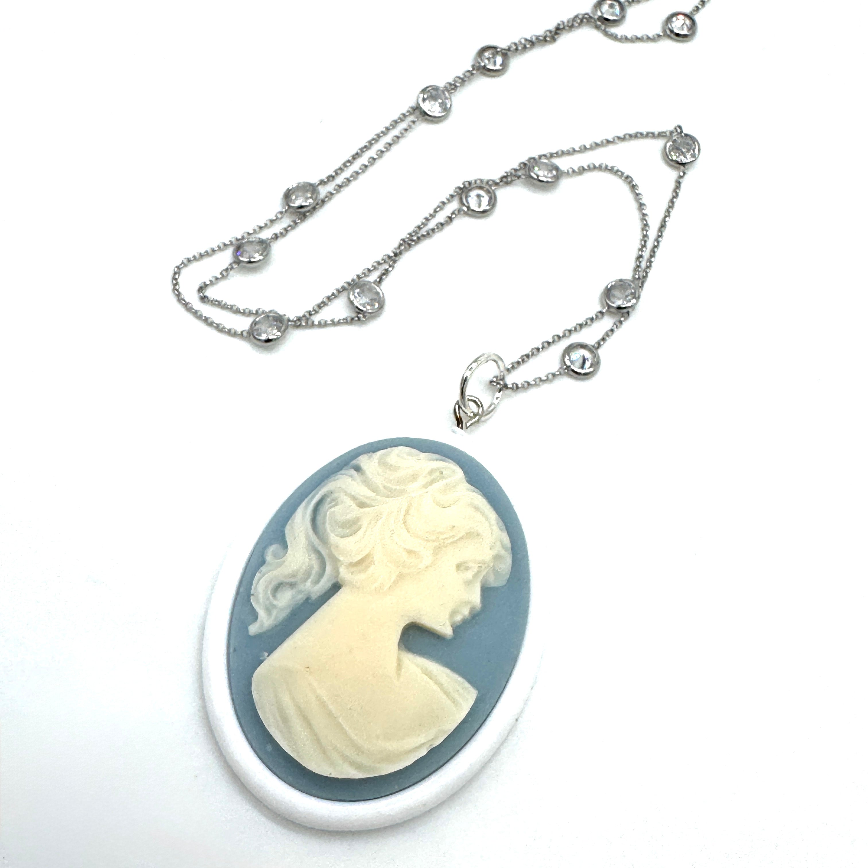 Old Soul Cameo Necklace