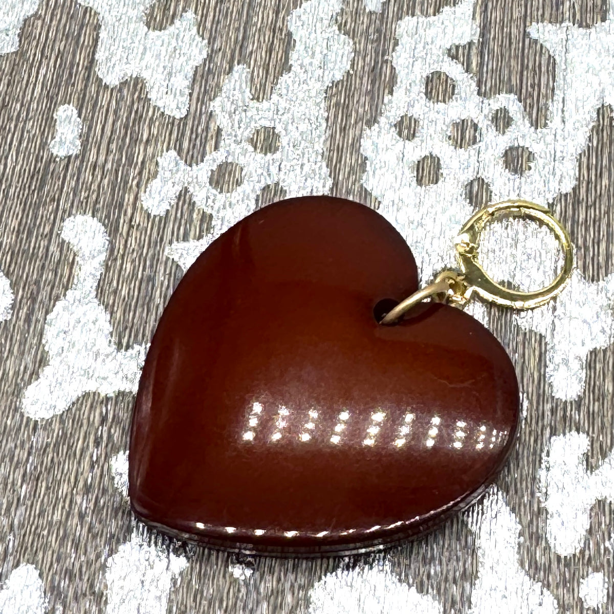 The Leetie Pendant &amp; Charm Bar